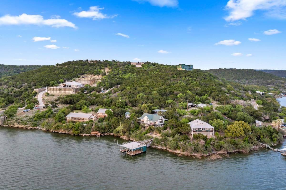 621 Waterway Ln, Burnet, TX 78611