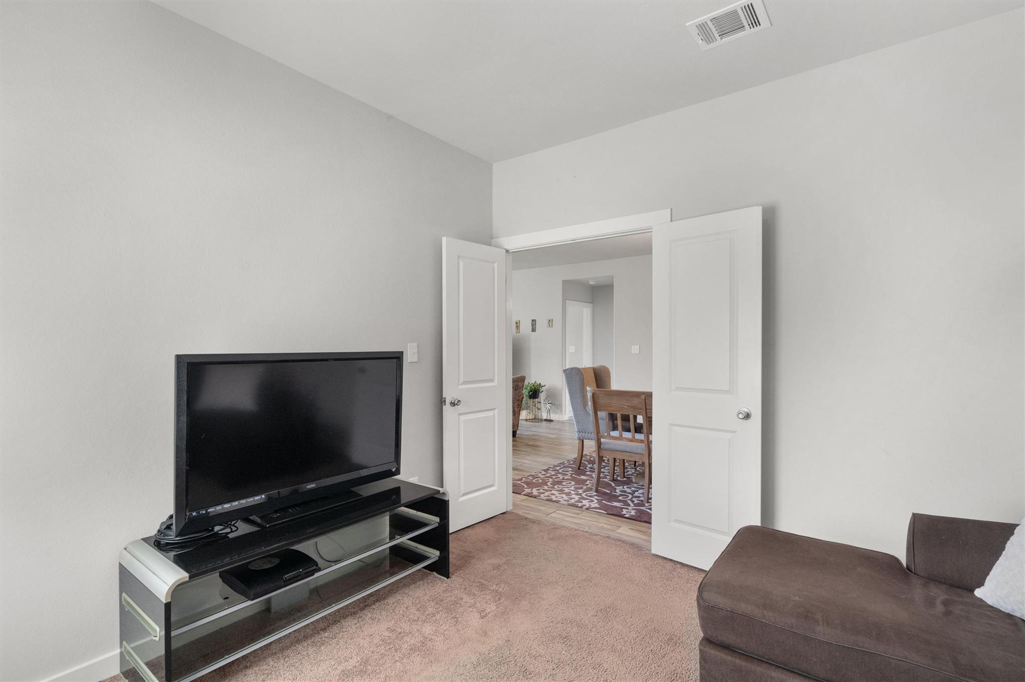 179 Knots Lndg, Kyle, TX 78640