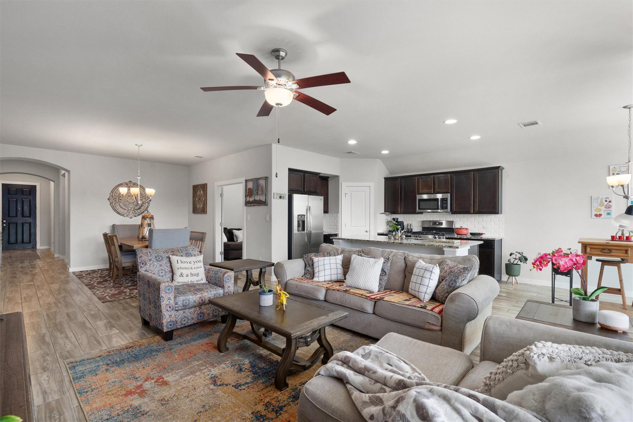 179 Knots Lndg, Kyle, TX 78640