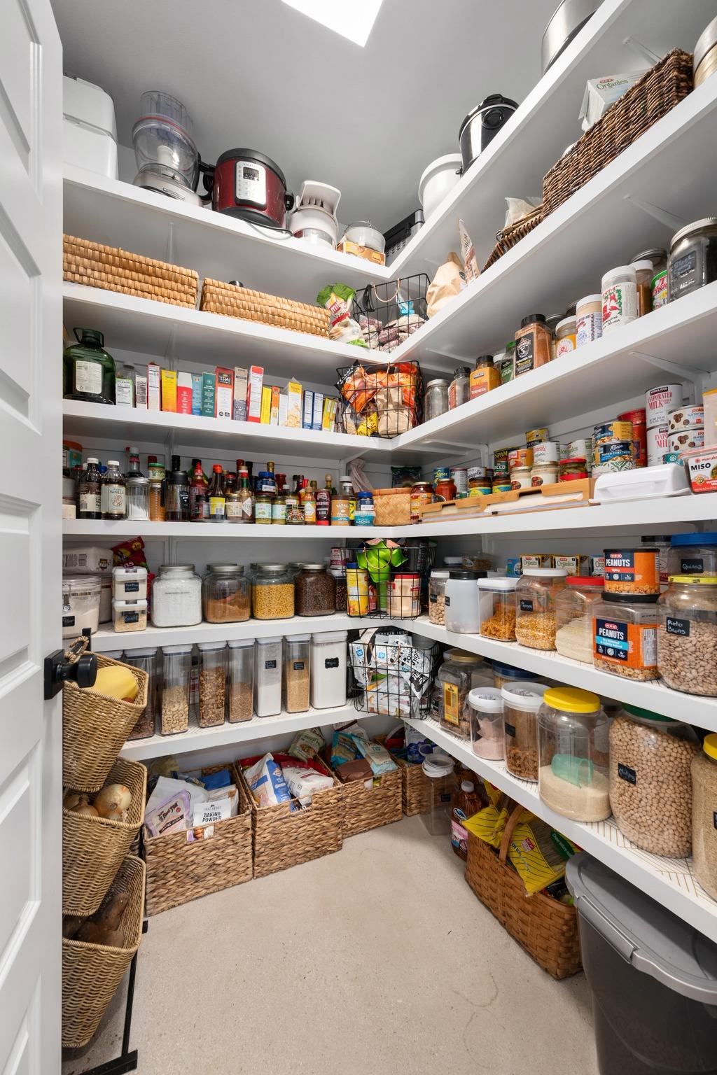 205 Retama Tree Trce, Liberty Hill, TX 78642