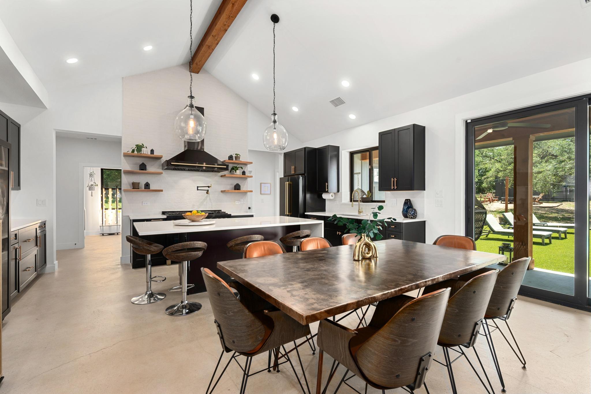 205 Retama Tree Trce, Liberty Hill, TX 78642