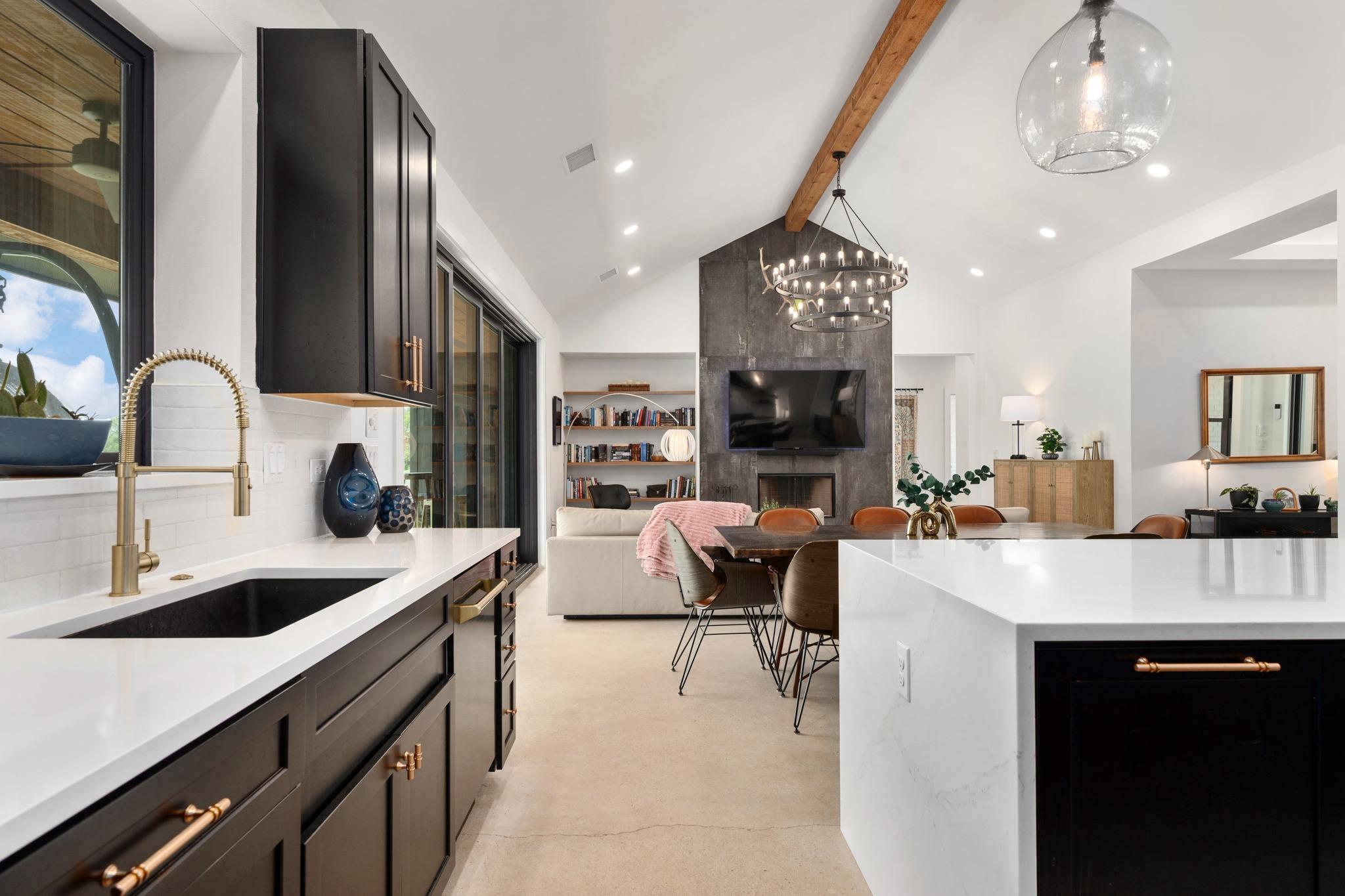 205 Retama Tree Trce, Liberty Hill, TX 78642