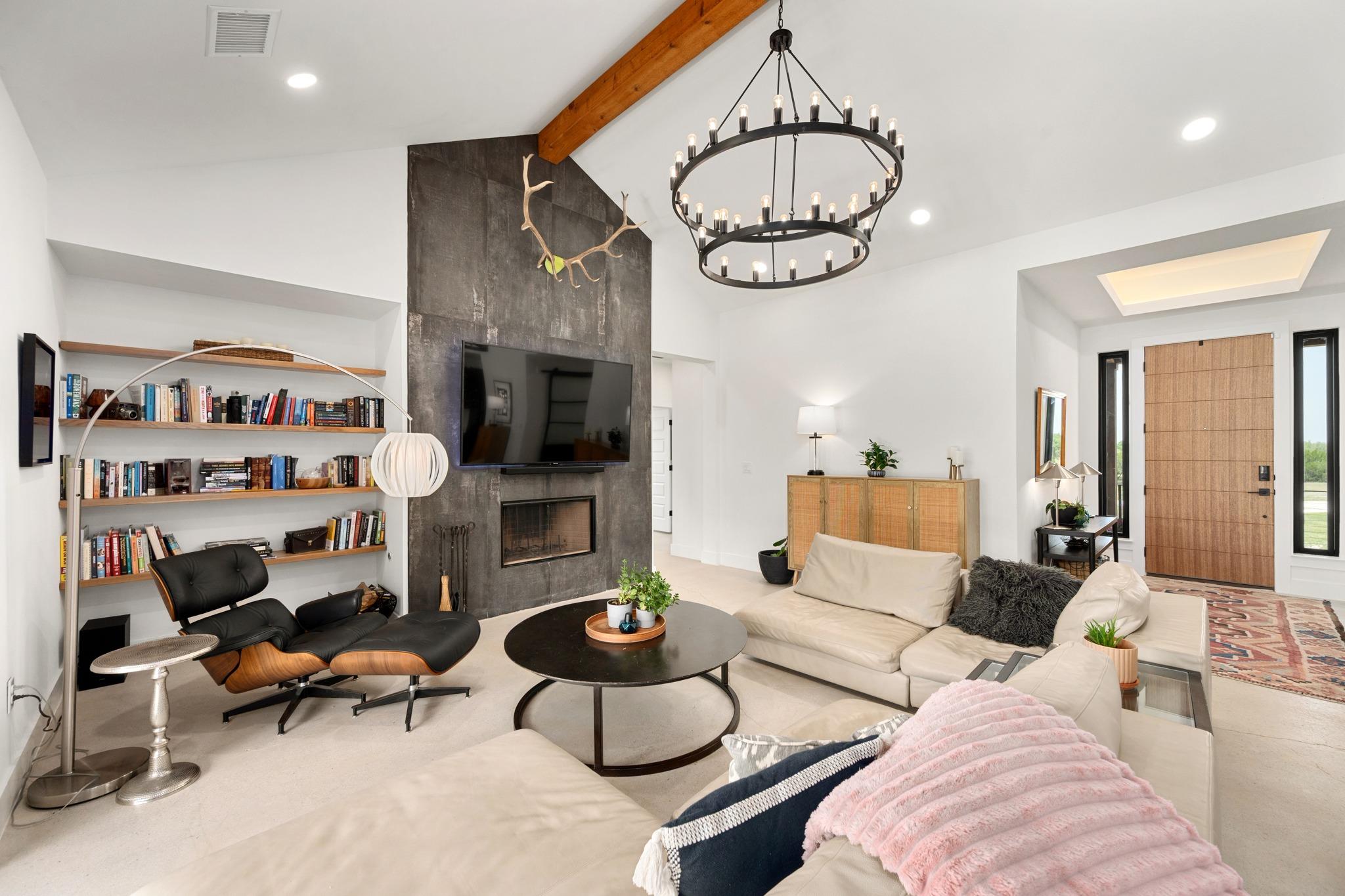 205 Retama Tree Trce, Liberty Hill, TX 78642