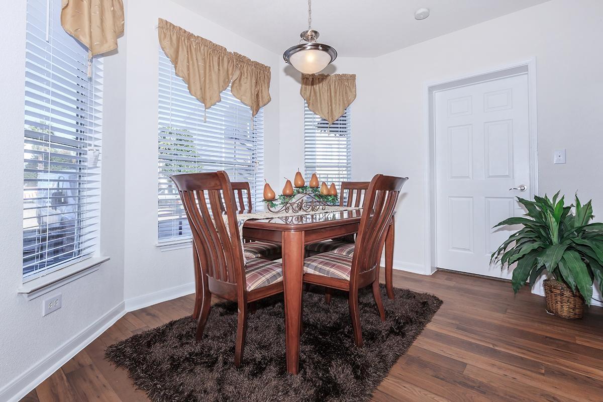 10965 S Gessner Dr # 421, Houston, TX 77071