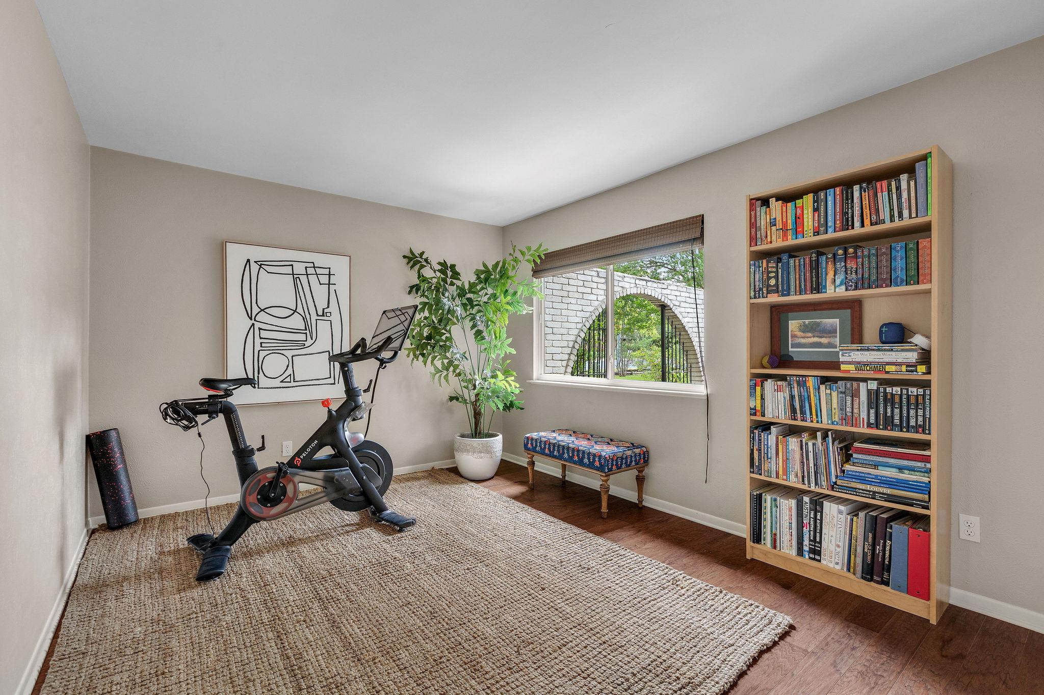 4805 Travis Country Cir, Austin, TX 78735