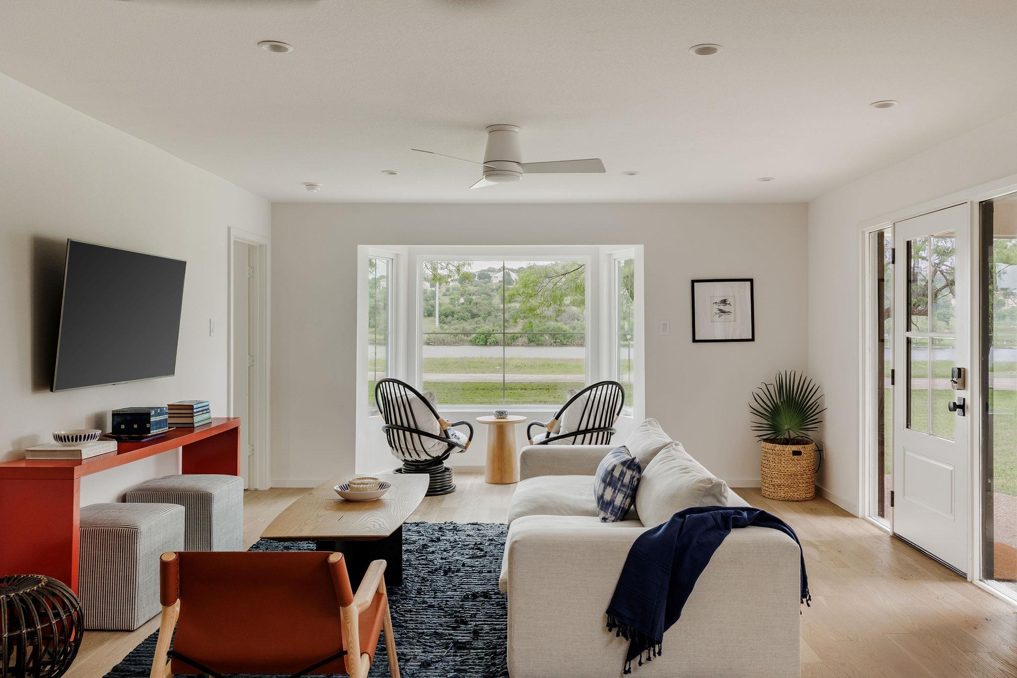 500 Lakeshore Dr, Marble Falls, TX 78654