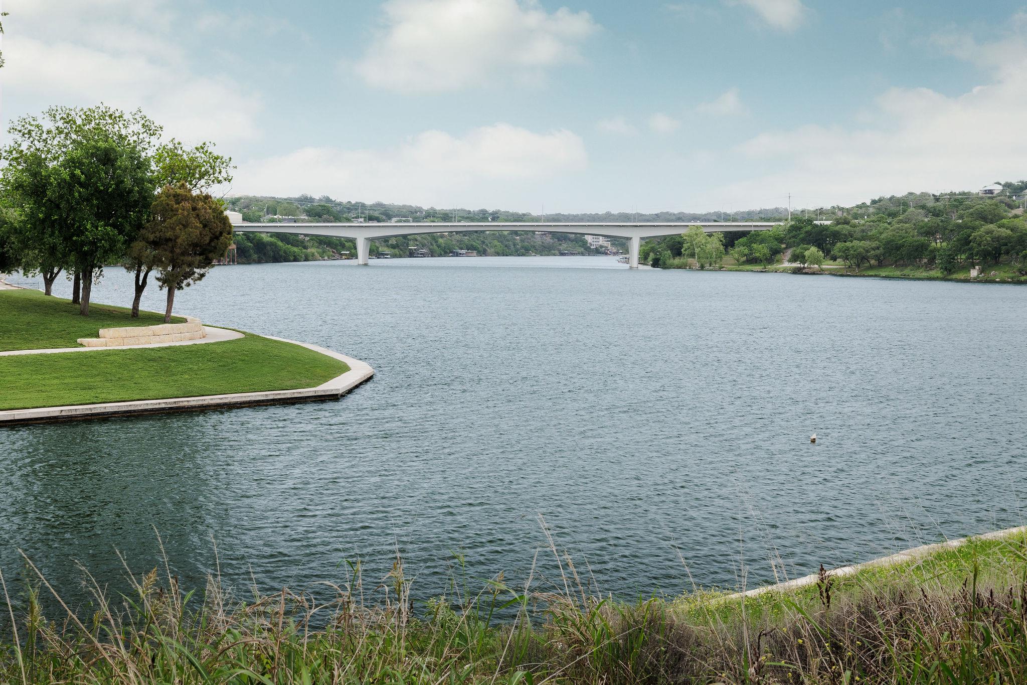 500 Lakeshore Dr, Marble Falls, TX 78654