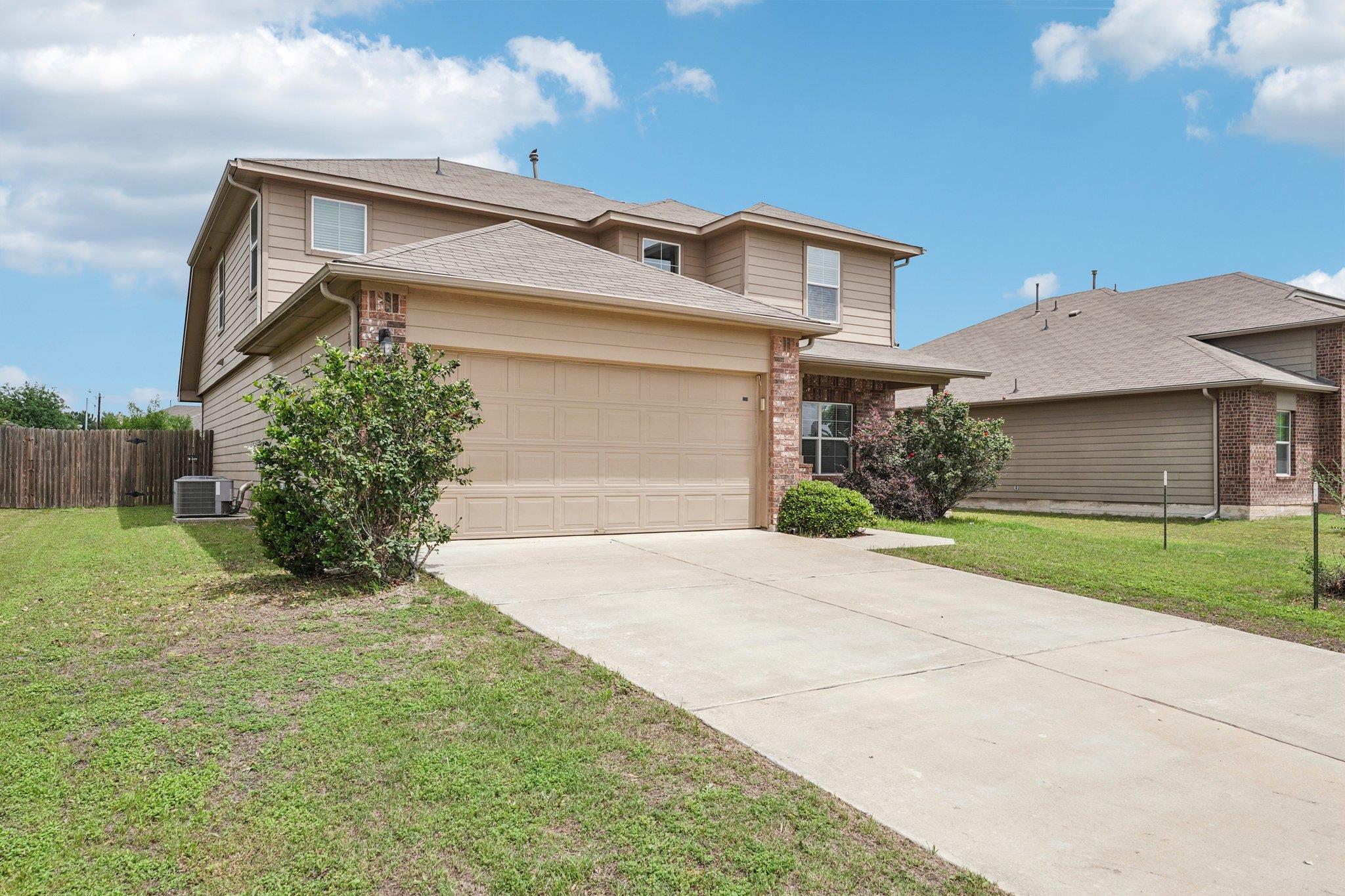 223 Camellia Dr, Hutto, TX 78634