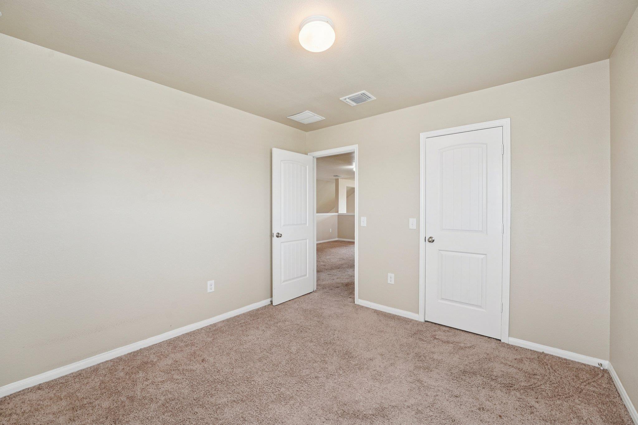 223 Camellia Dr, Hutto, TX 78634