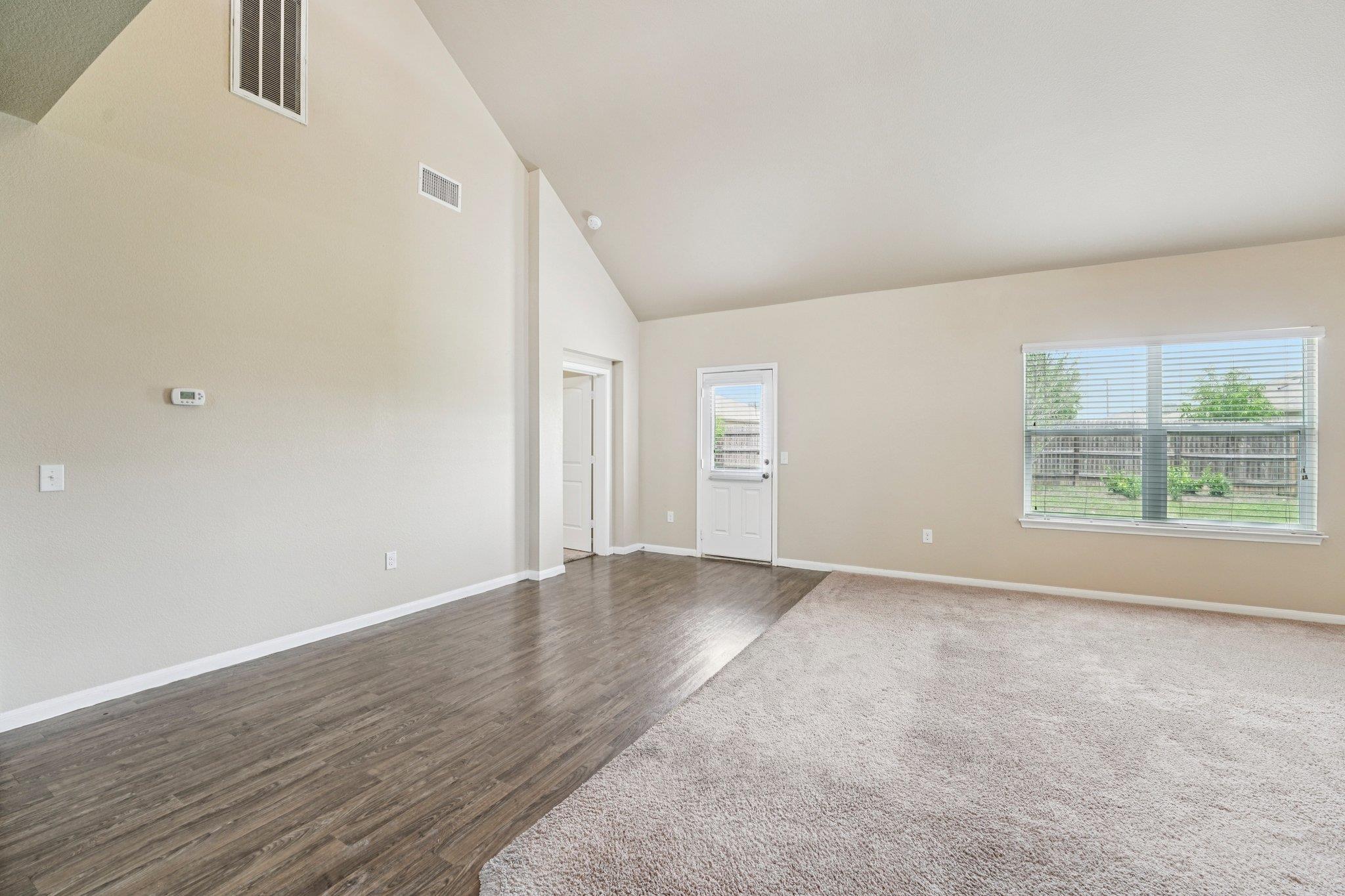 223 Camellia Dr, Hutto, TX 78634