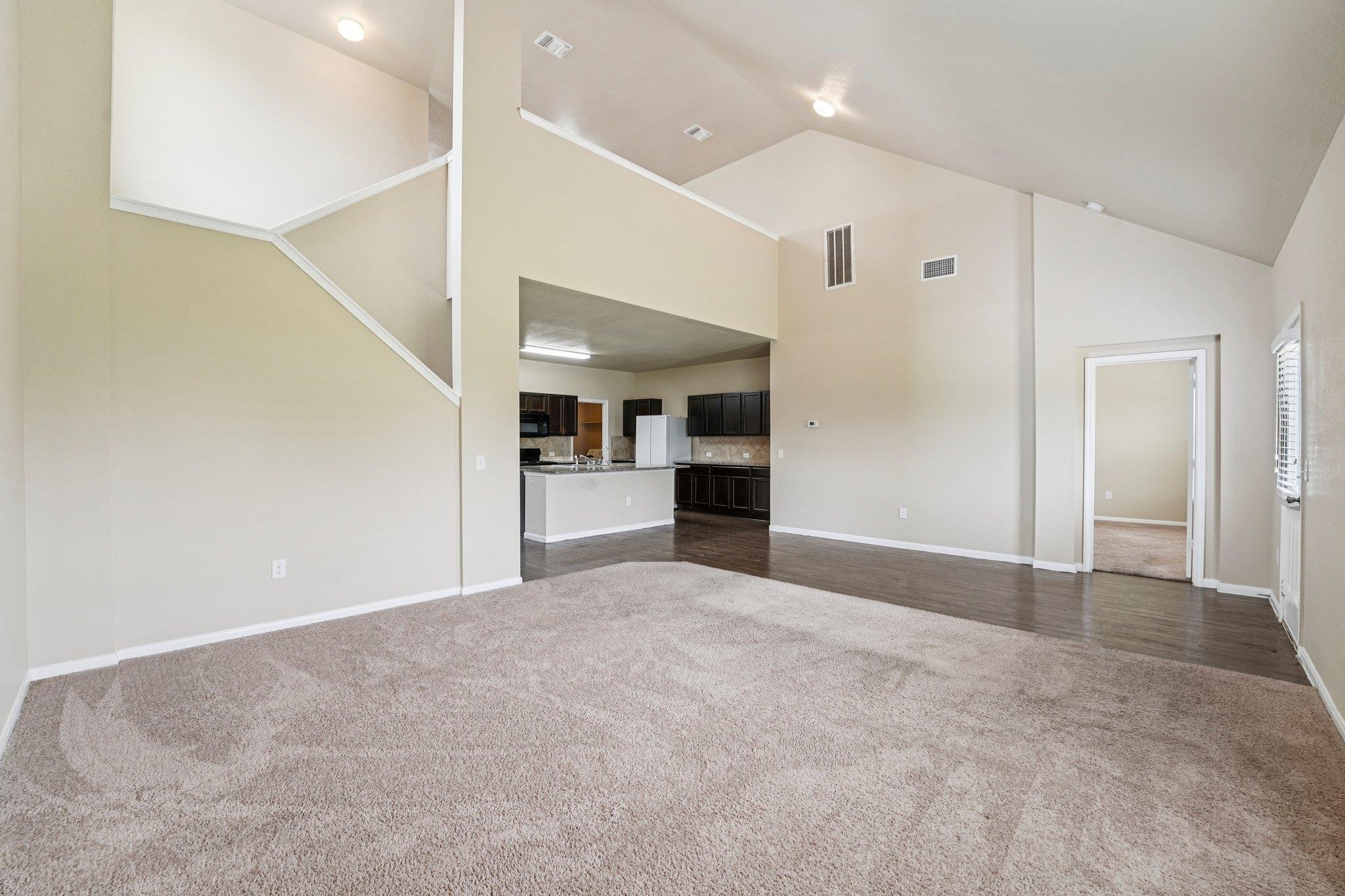 223 Camellia Dr, Hutto, TX 78634