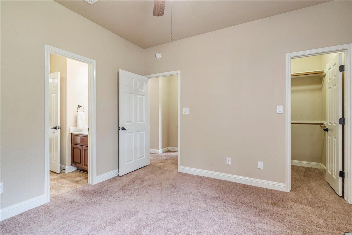 406 Ledge Stone Dr, Austin, TX 78737