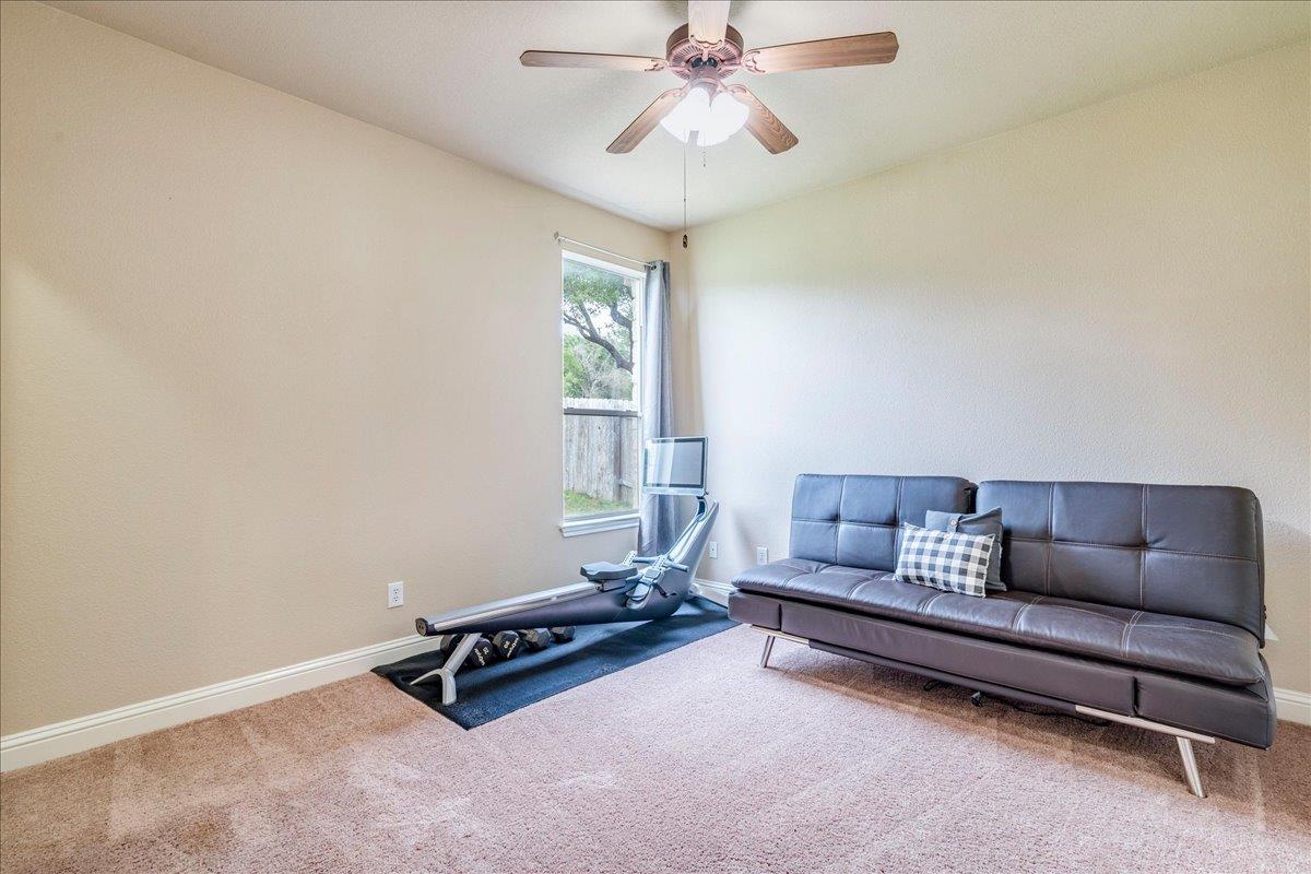 406 Ledge Stone Dr, Austin, TX 78737