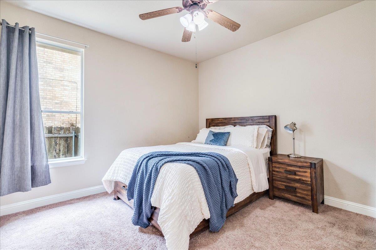 406 Ledge Stone Dr, Austin, TX 78737