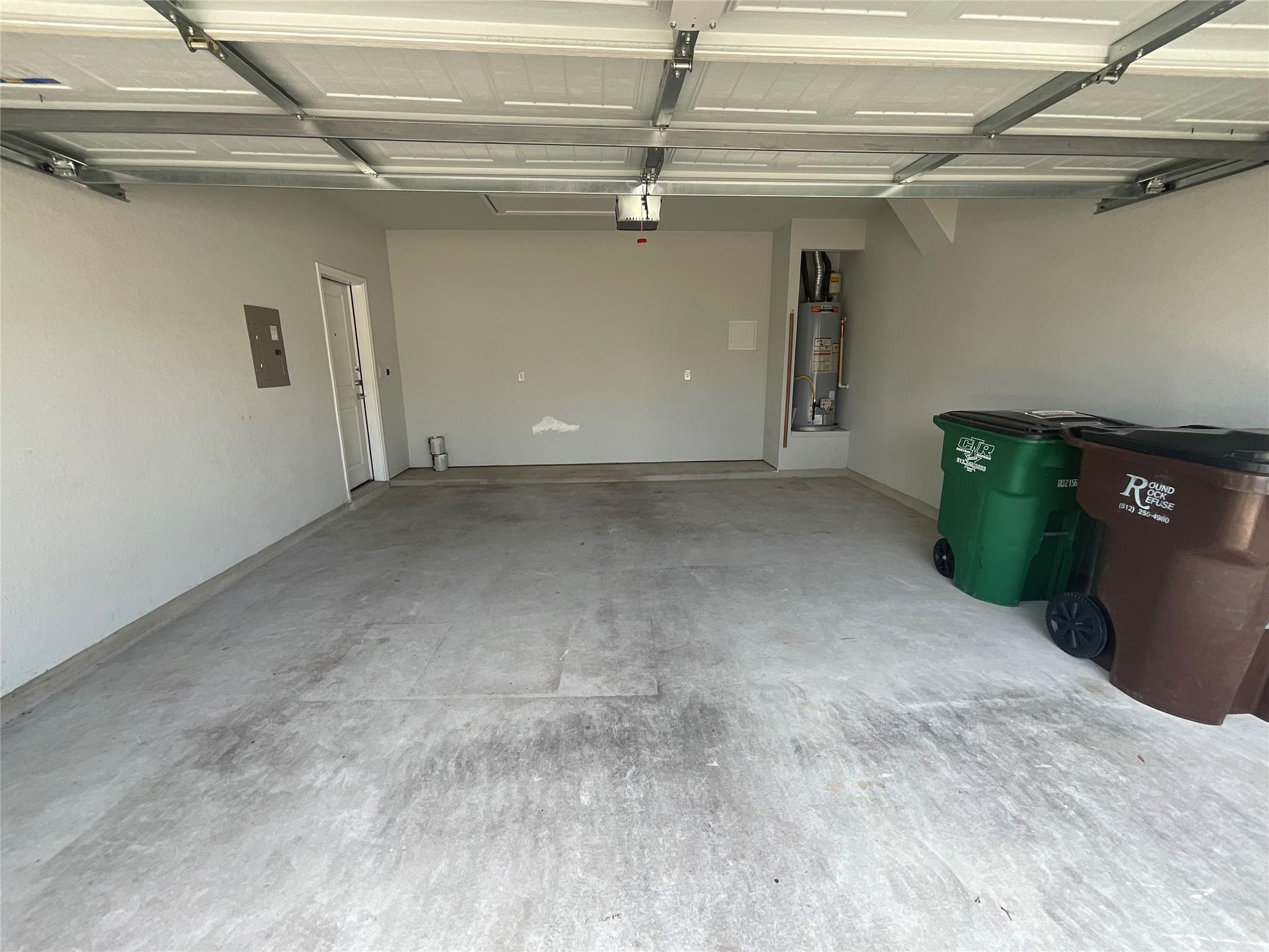 2800 Joe Dimaggio Blvd # 20, Round Rock, TX 78665