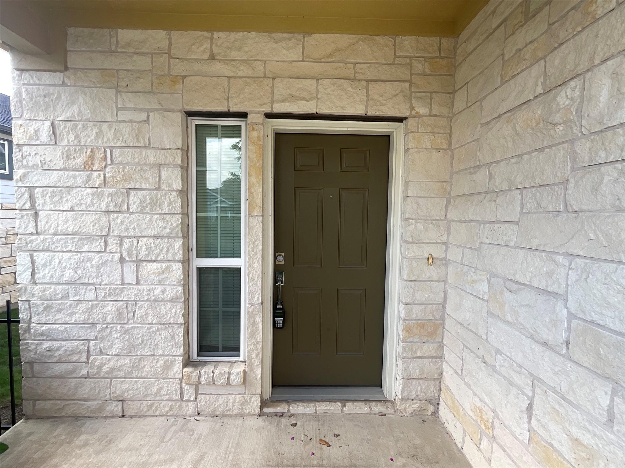 2800 Joe Dimaggio Blvd # 20, Round Rock, TX 78665