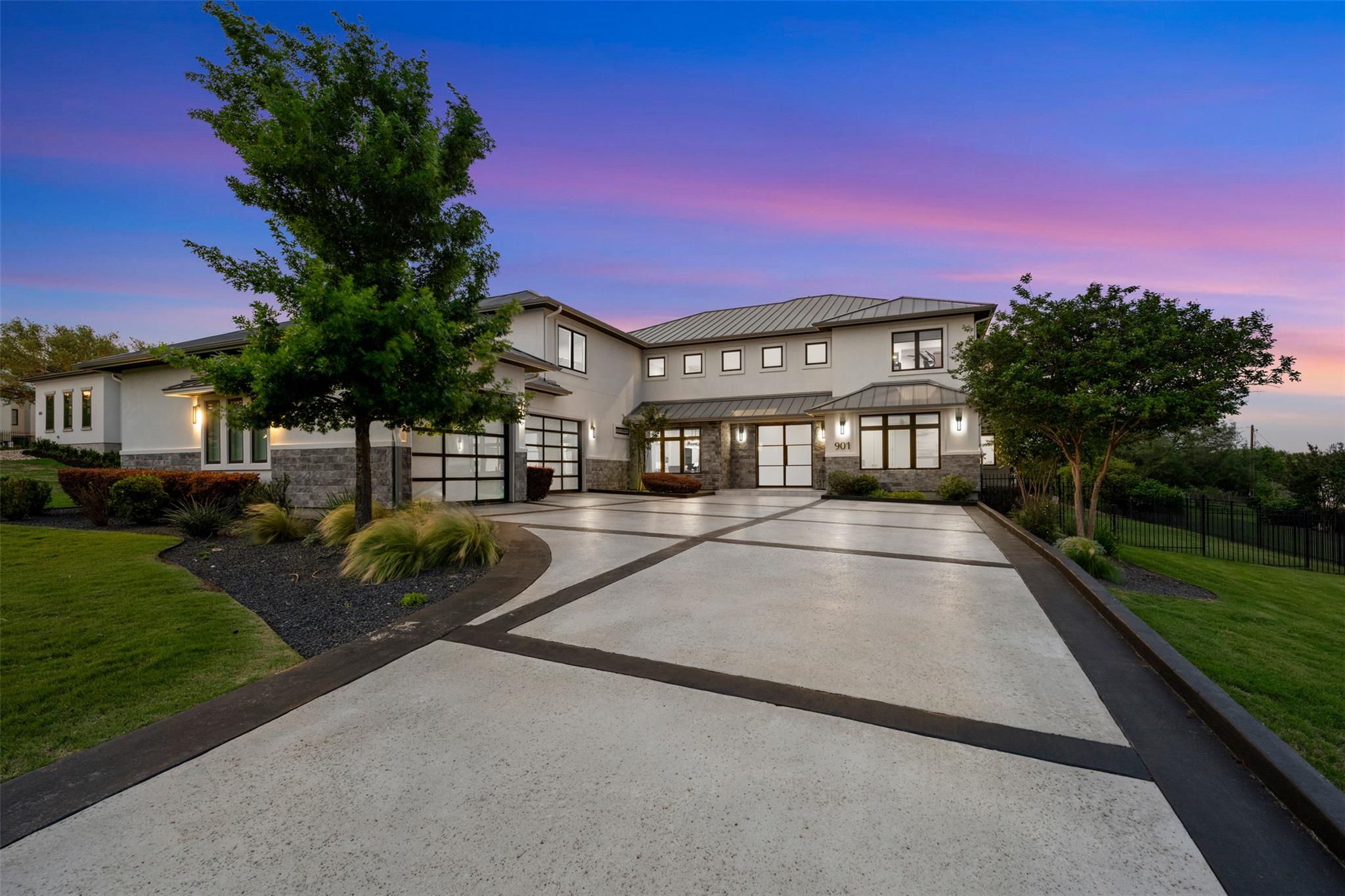 901 Cypress Grove Dr, Austin, TX 78732