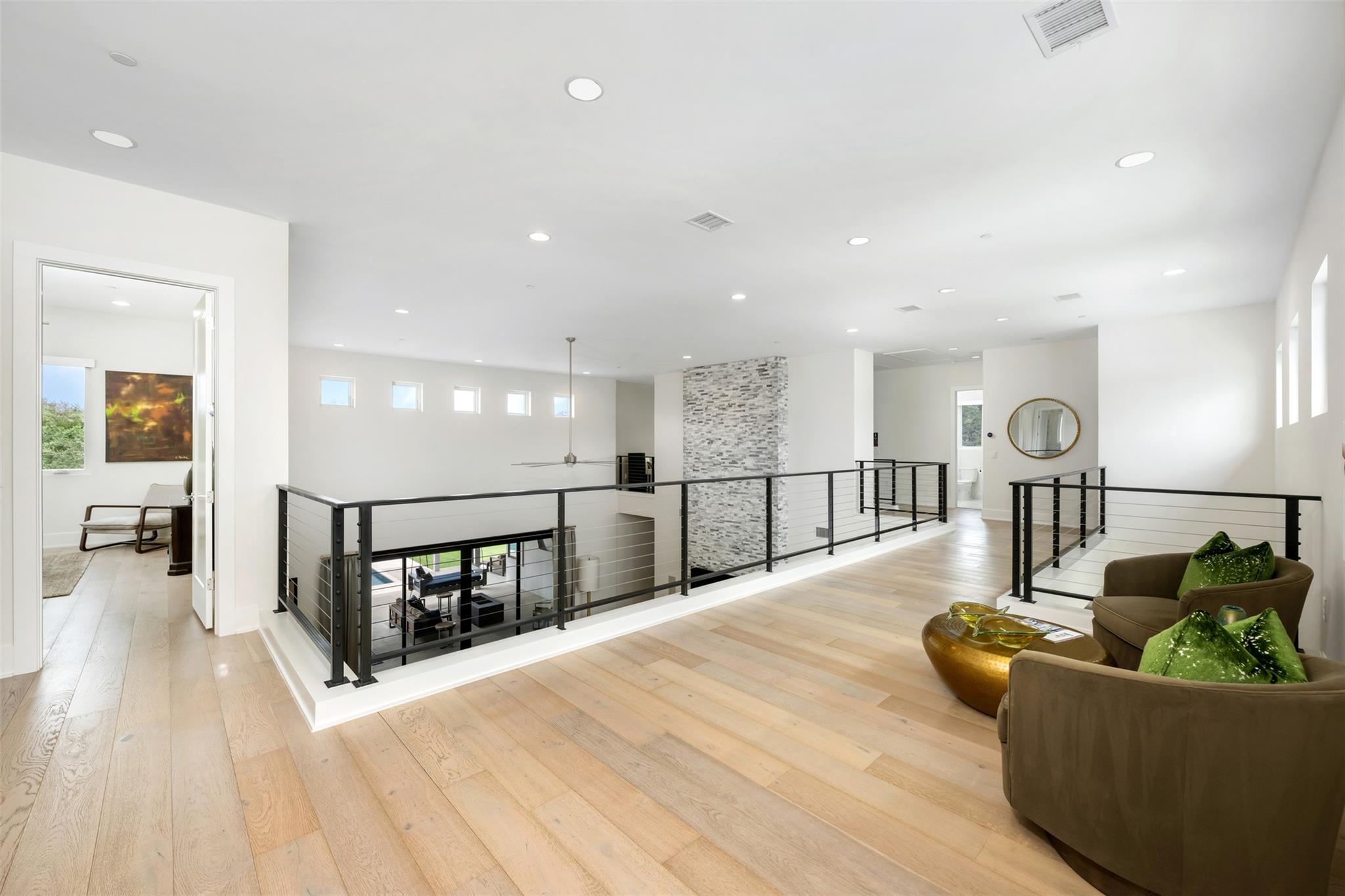 901 Cypress Grove Dr, Austin, TX 78732