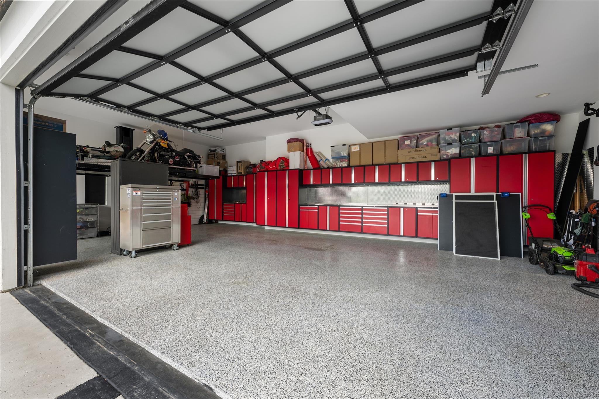 901 Cypress Grove Dr, Austin, TX 78732