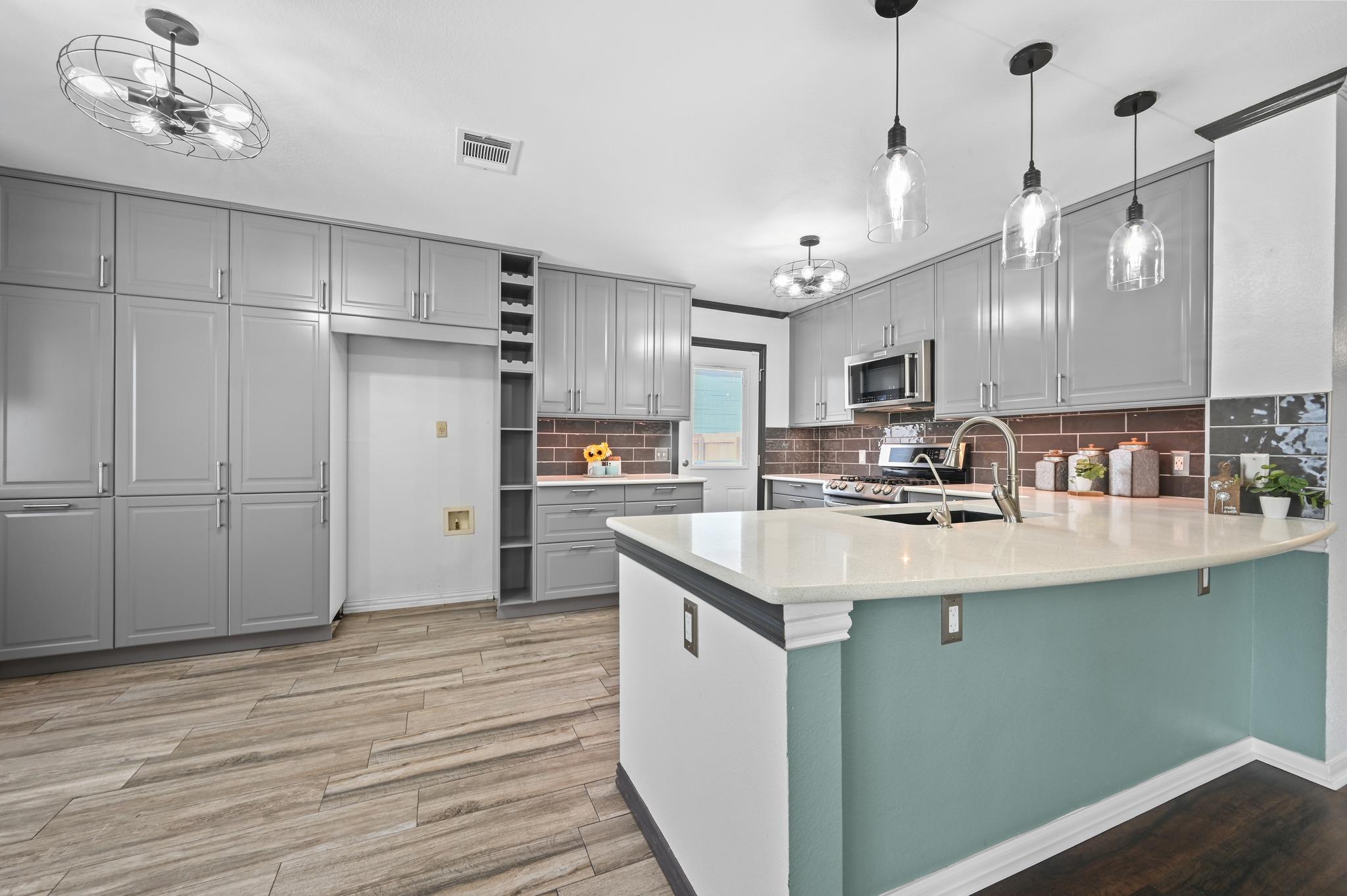 201 Tobin Dr, Buda, TX 78610