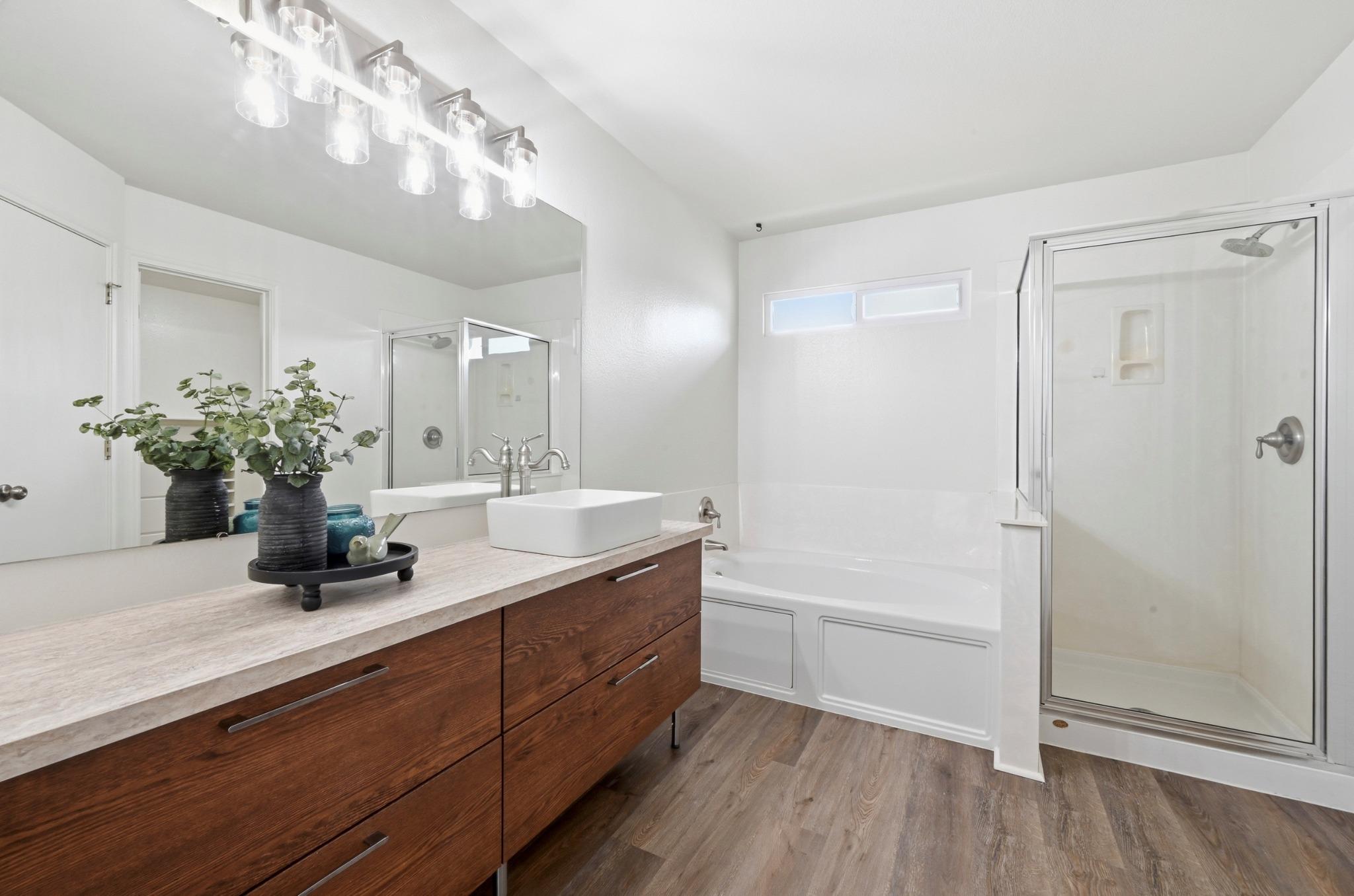 201 Tobin Dr, Buda, TX 78610