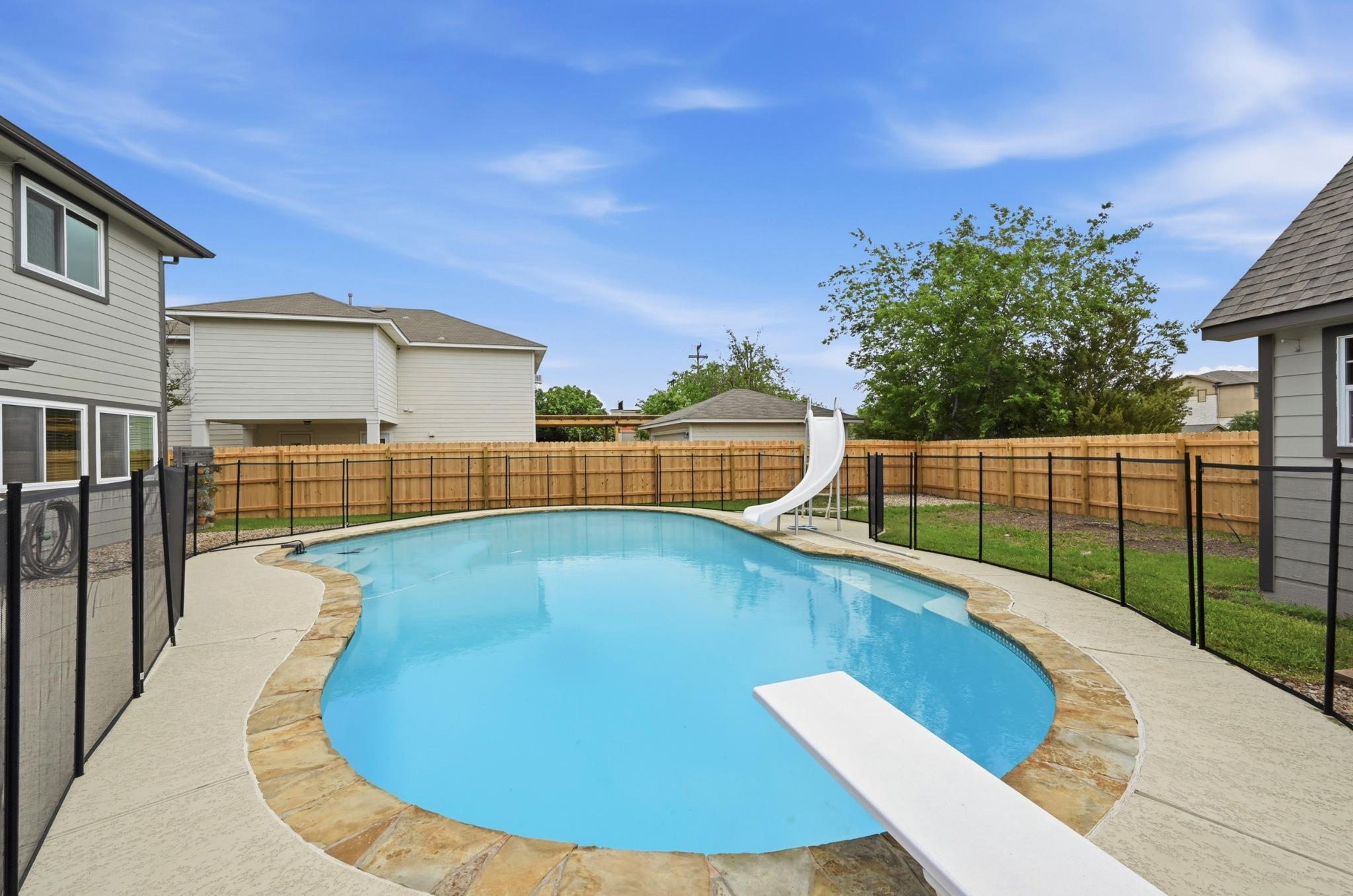 201 Tobin Dr, Buda, TX 78610