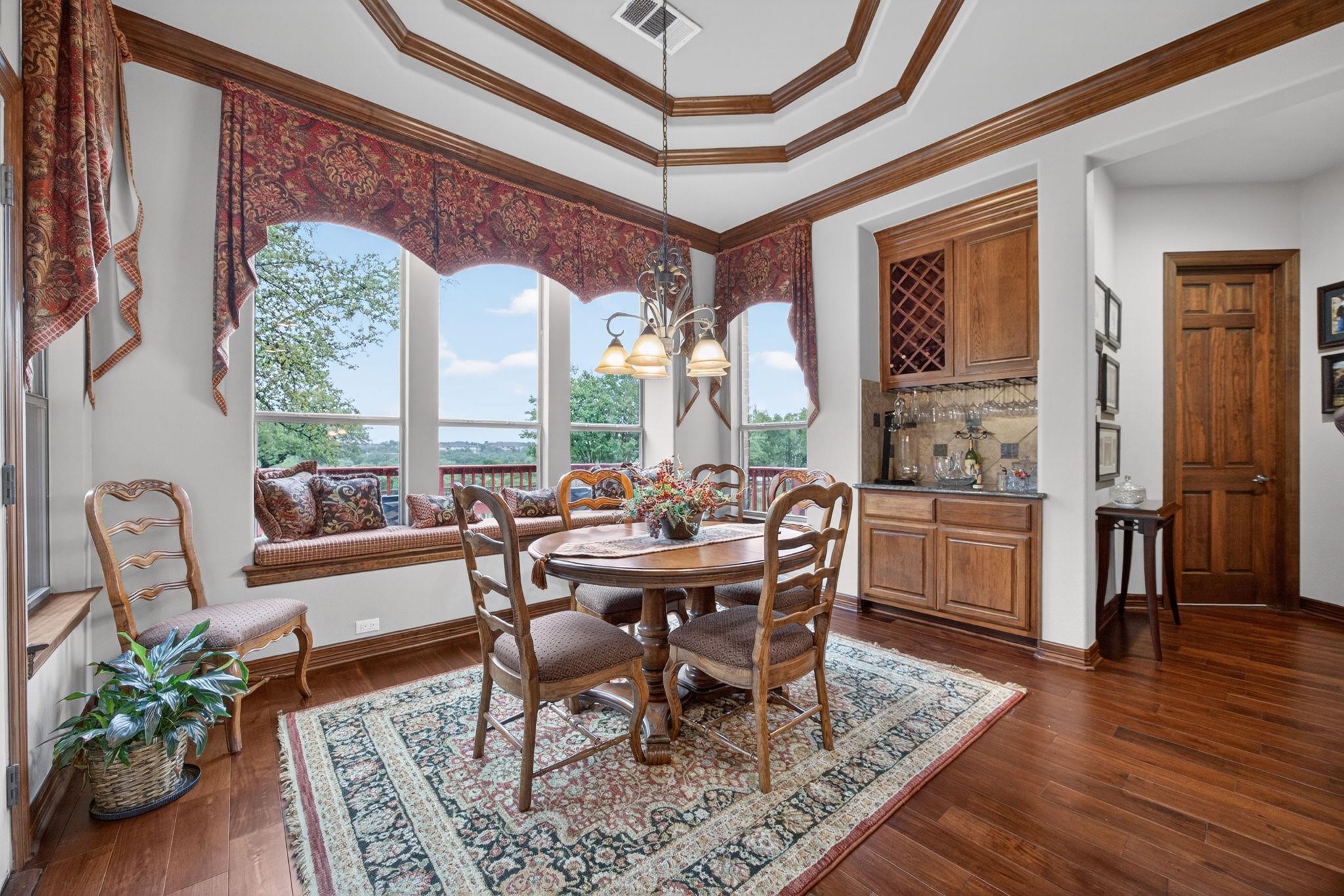 10500 Avery Club Dr # 10, Austin, TX 78717