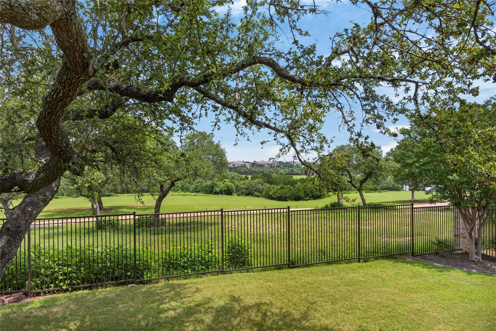 10500 Avery Club Dr # 10, Austin, TX 78717