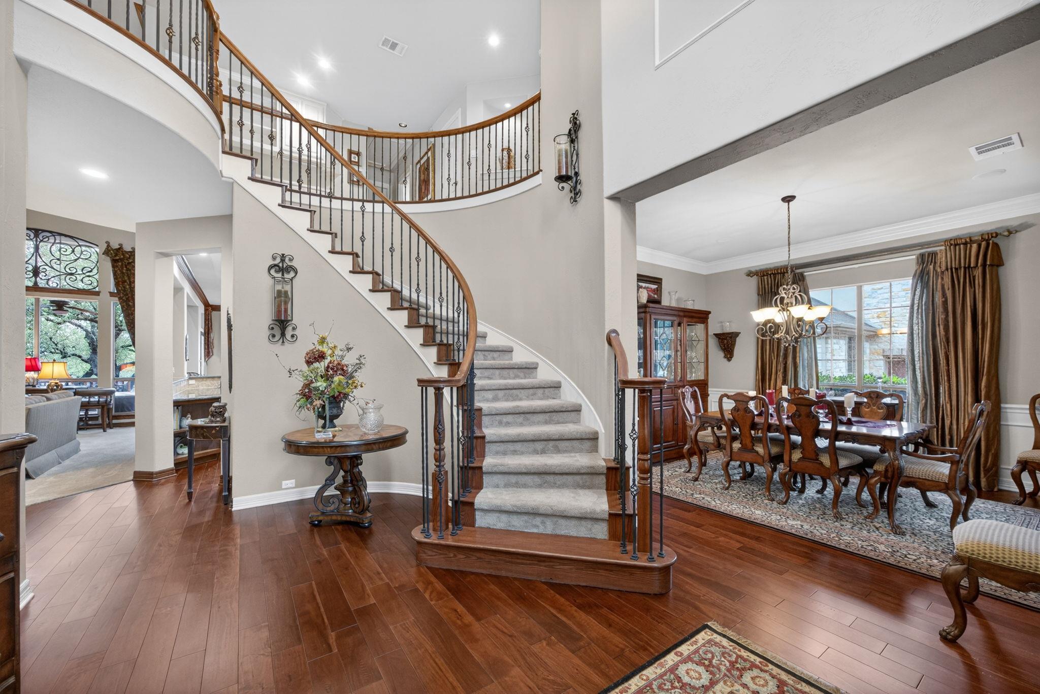 10500 Avery Club Dr # 10, Austin, TX 78717