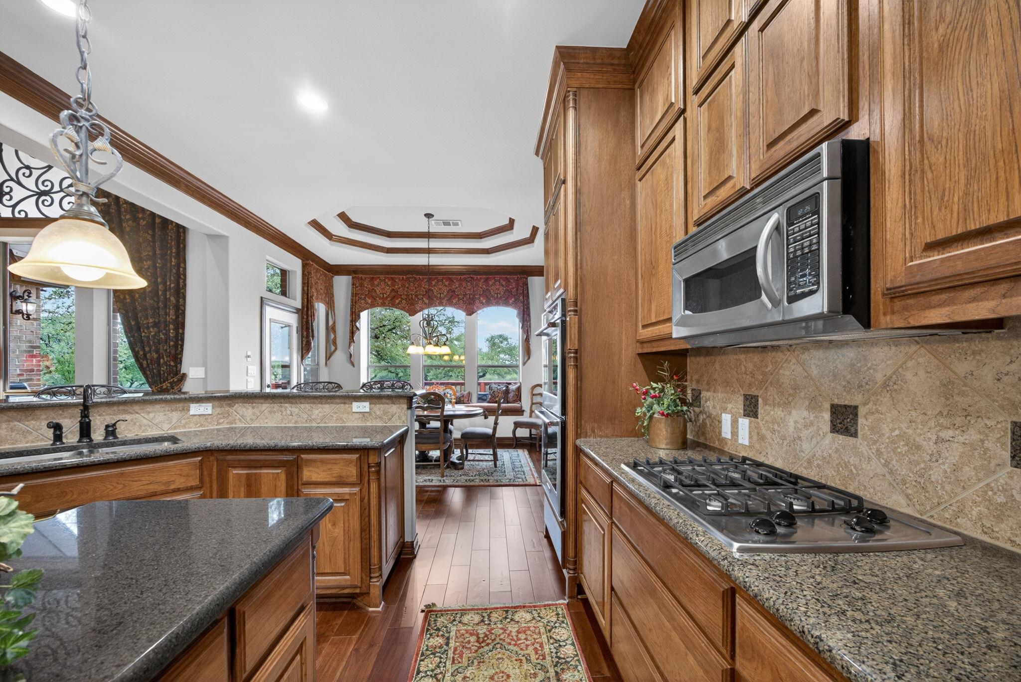 10500 Avery Club Dr # 10, Austin, TX 78717