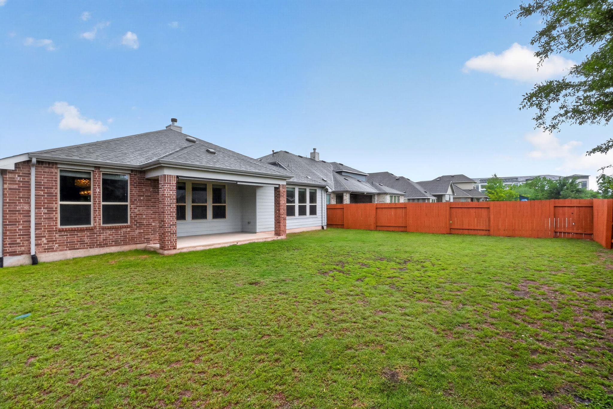 7112 Garnet Mill Ln, Austin, TX 78744