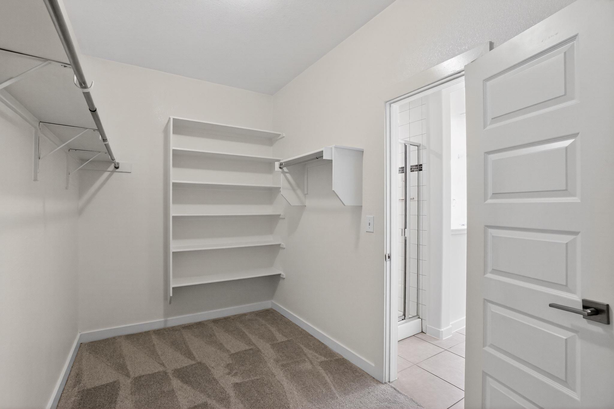 7112 Garnet Mill Ln, Austin, TX 78744