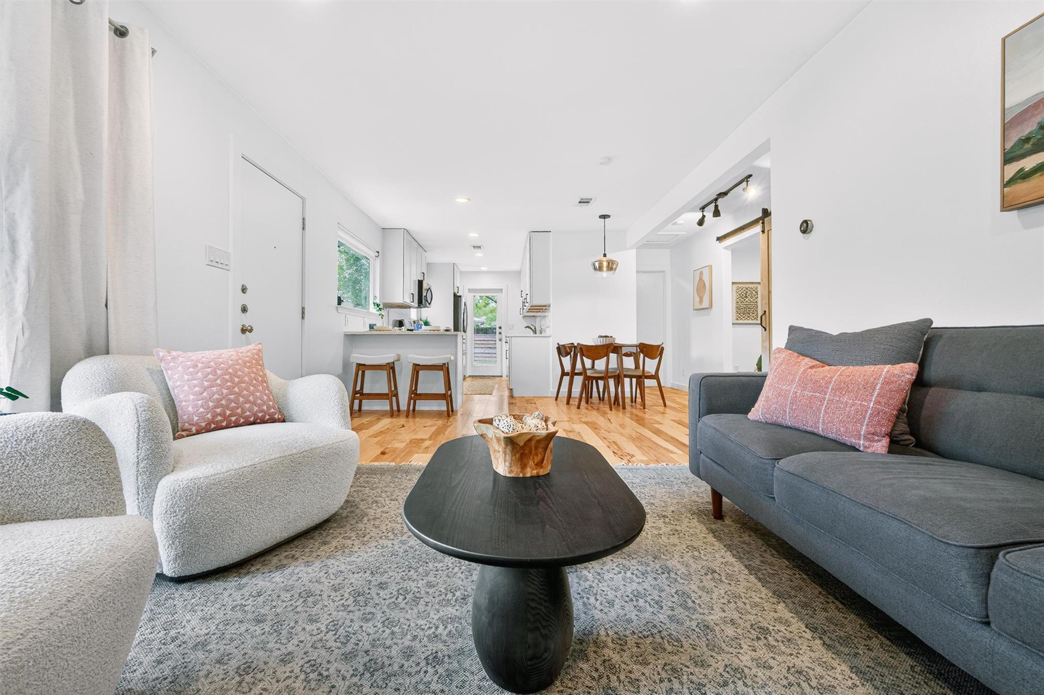 3005 Birdwood Cir, Austin, TX 78704