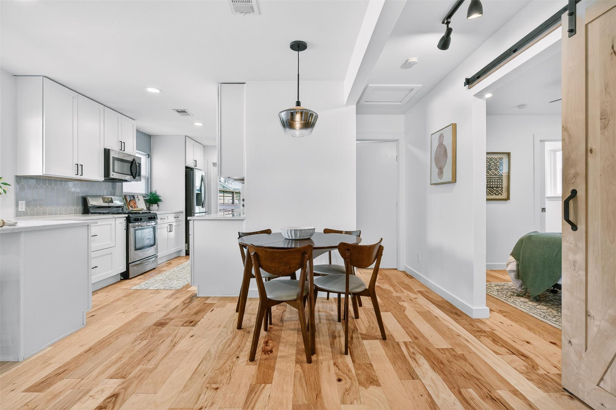 3005 Birdwood Cir, Austin, TX 78704