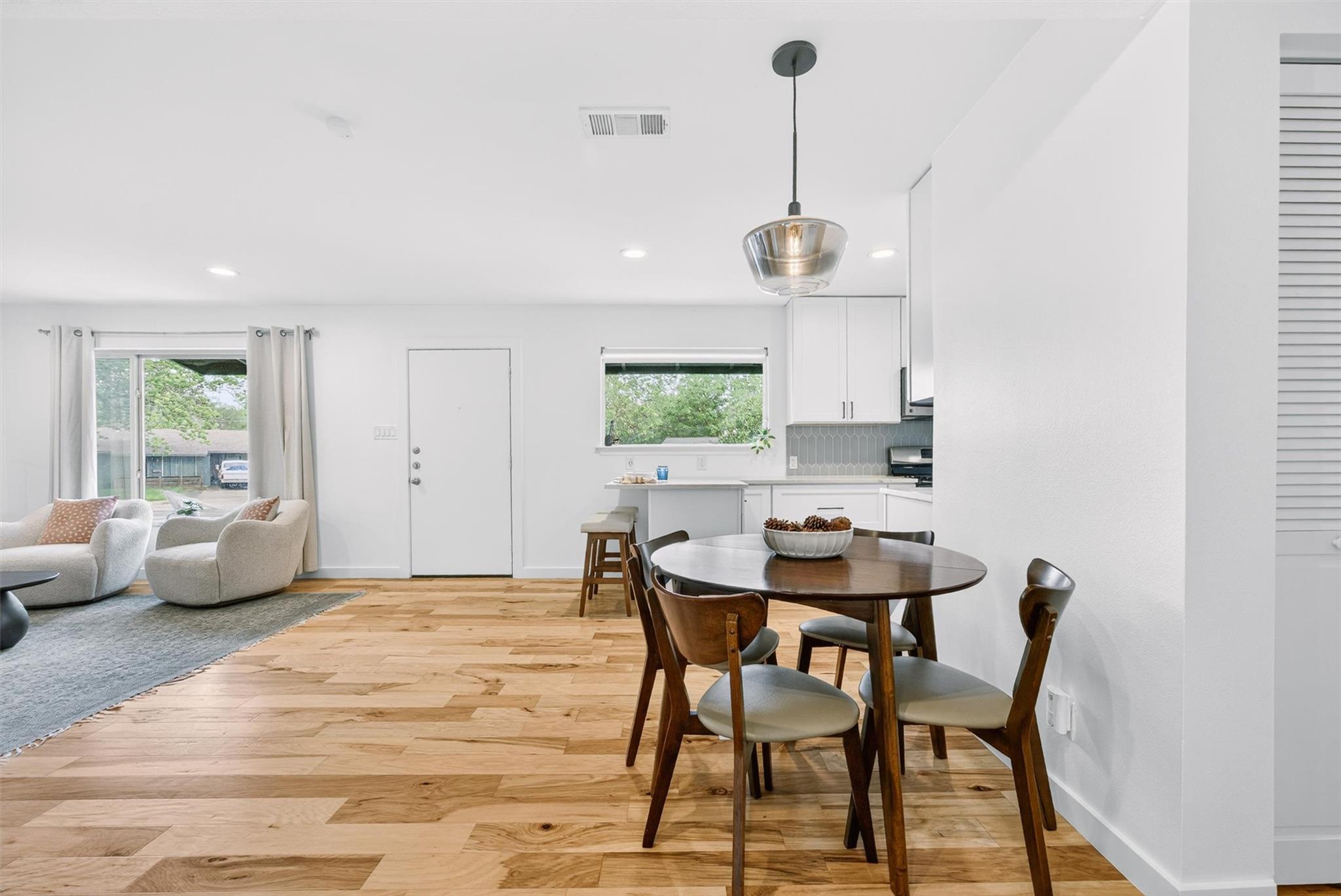 3005 Birdwood Cir, Austin, TX 78704