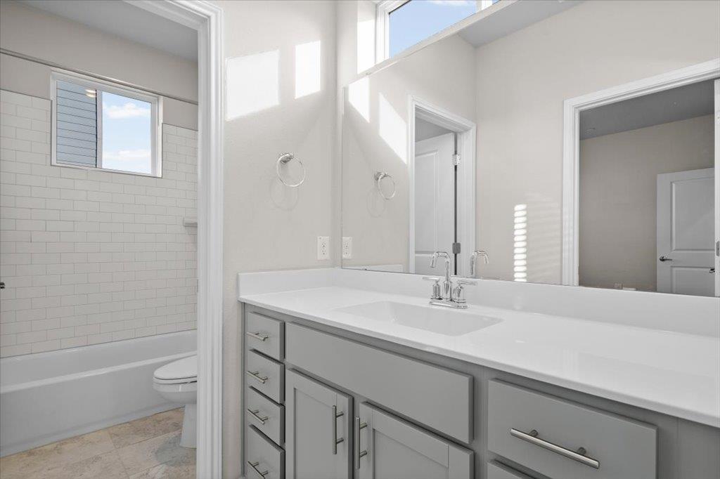 9015 Cattle Baron Path # 705, Austin, TX 78747