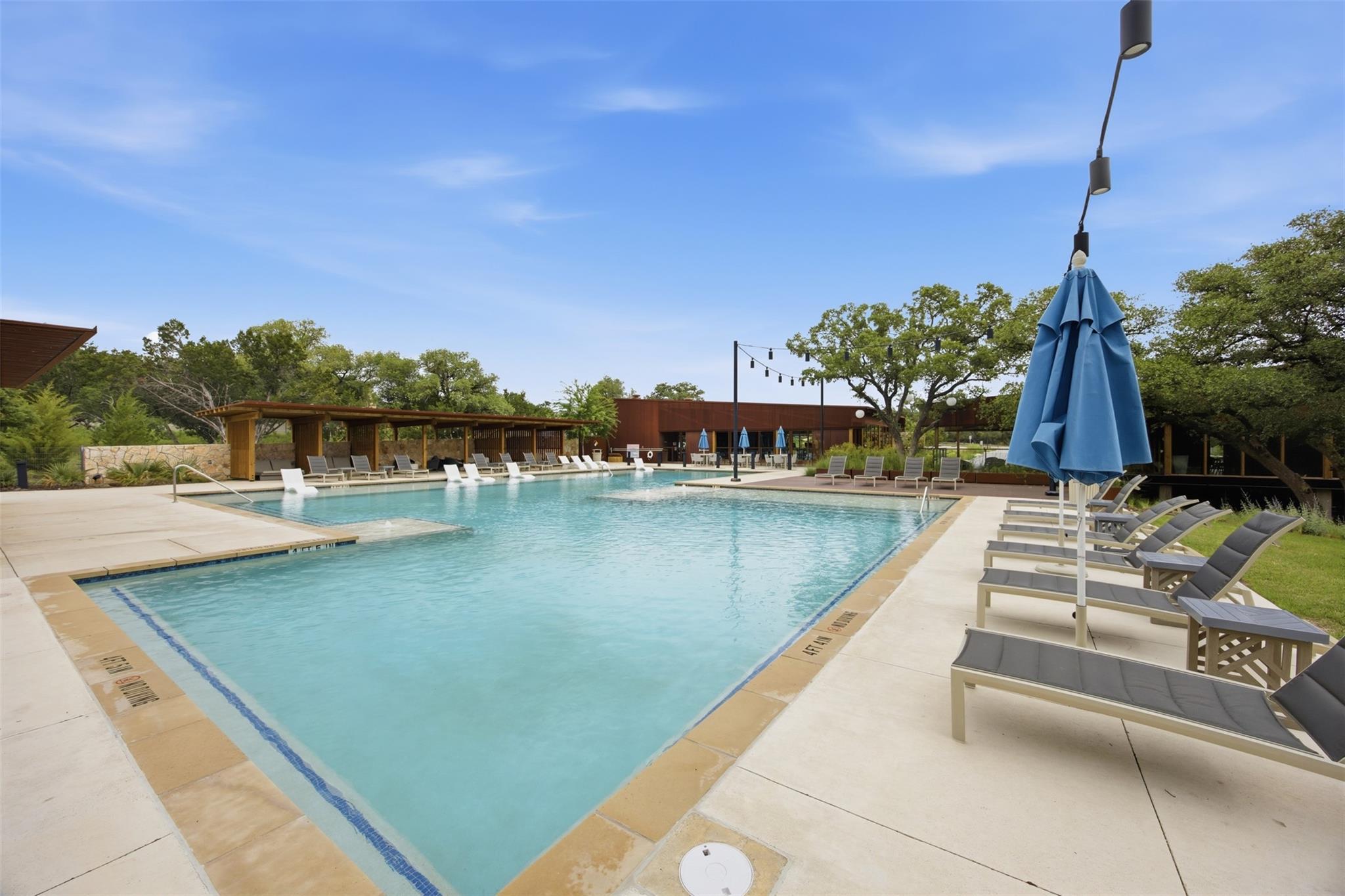 1216 Summer Moon Dr, Georgetown, TX 78628