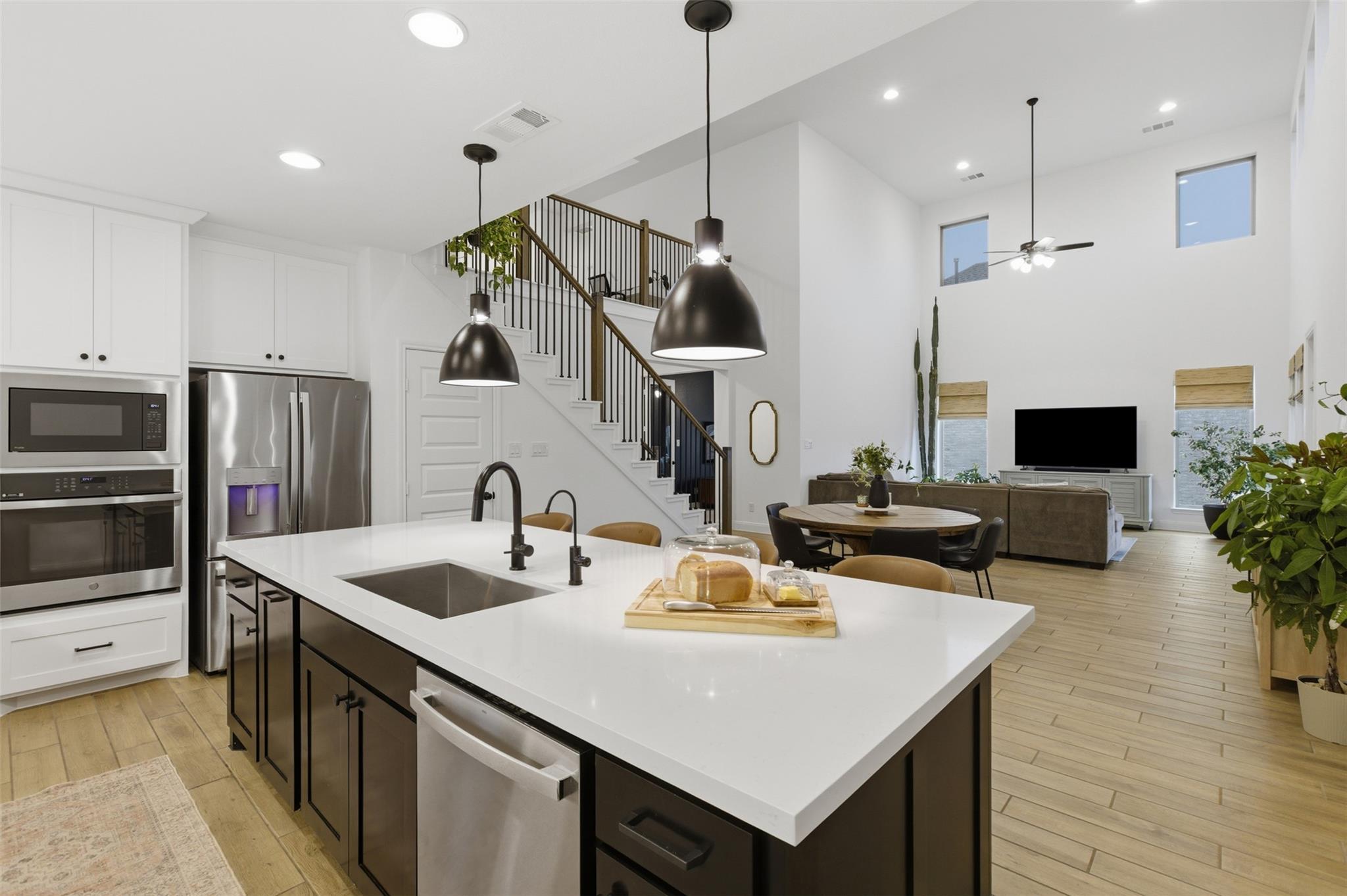 1216 Summer Moon Dr, Georgetown, TX 78628