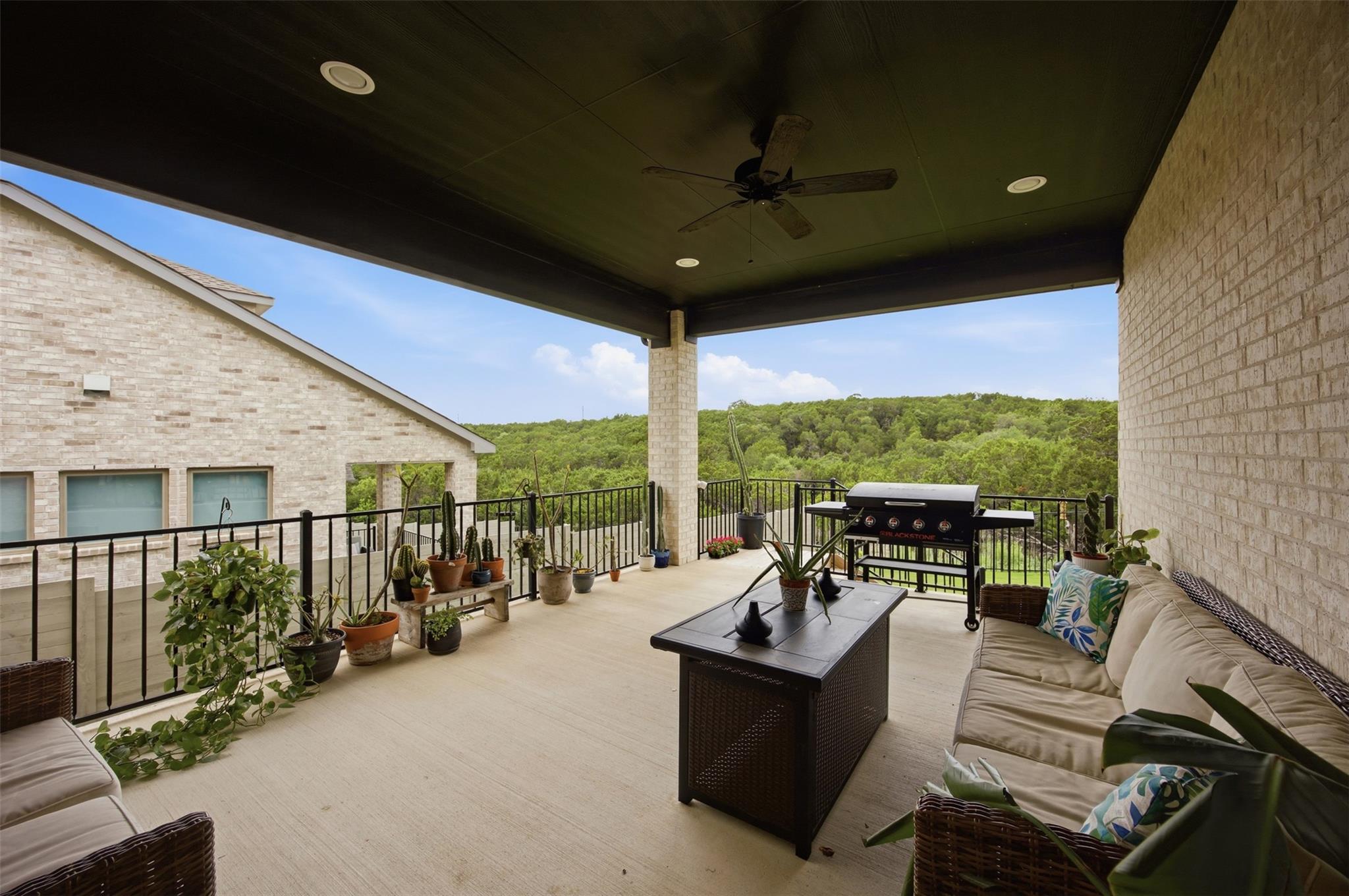 1216 Summer Moon Dr, Georgetown, TX 78628