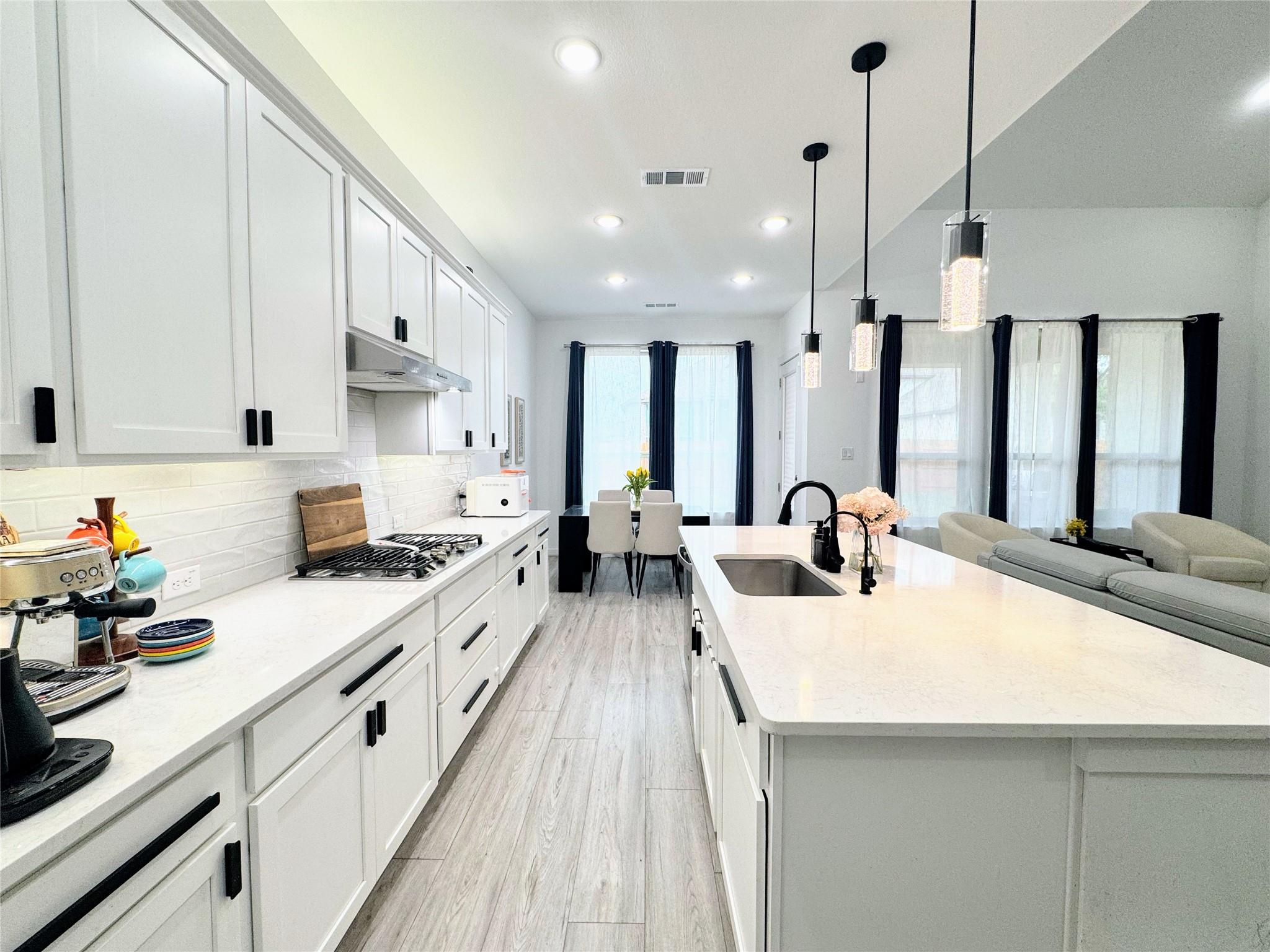 4418 Hannover Way, Round Rock, TX 78681