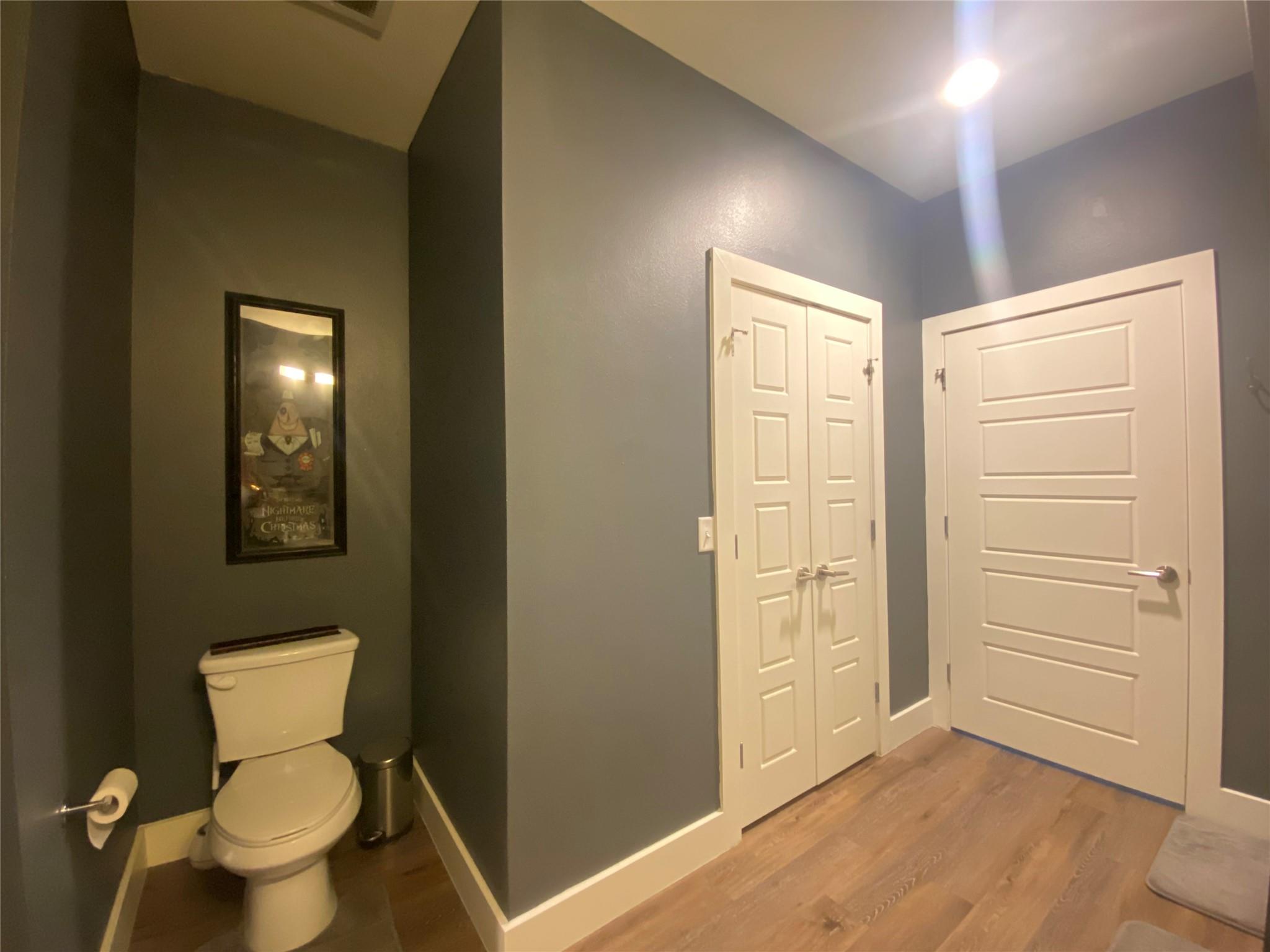 6444 Burnet Rd # 203, Austin, TX 78757