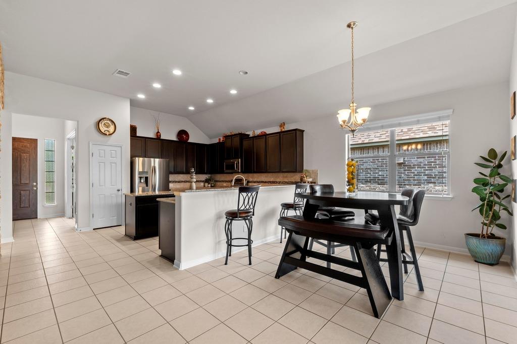 2204 Granite Hill Dr, Leander, TX 78641