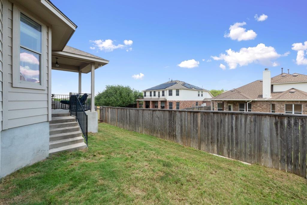 2204 Granite Hill Dr, Leander, TX 78641