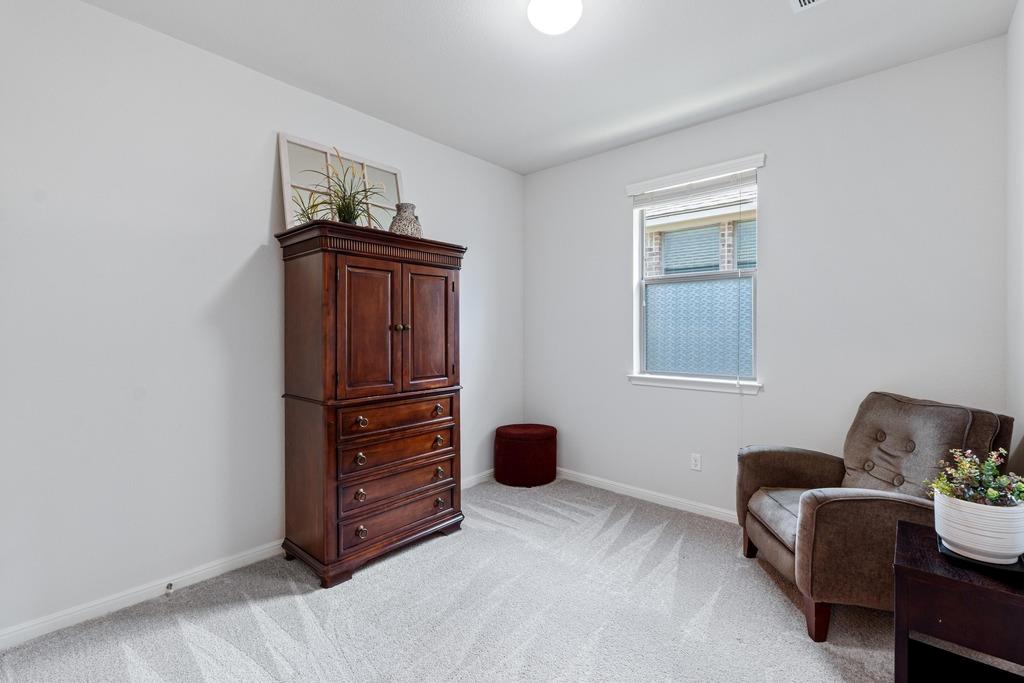 2204 Granite Hill Dr, Leander, TX 78641