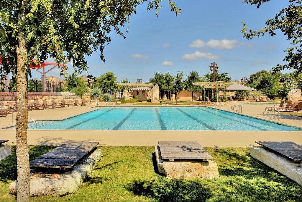 2204 Granite Hill Dr, Leander, TX 78641