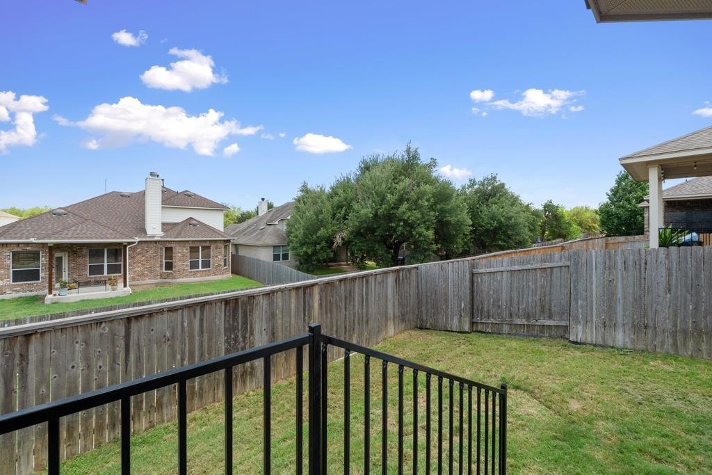 2204 Granite Hill Dr, Leander, TX 78641