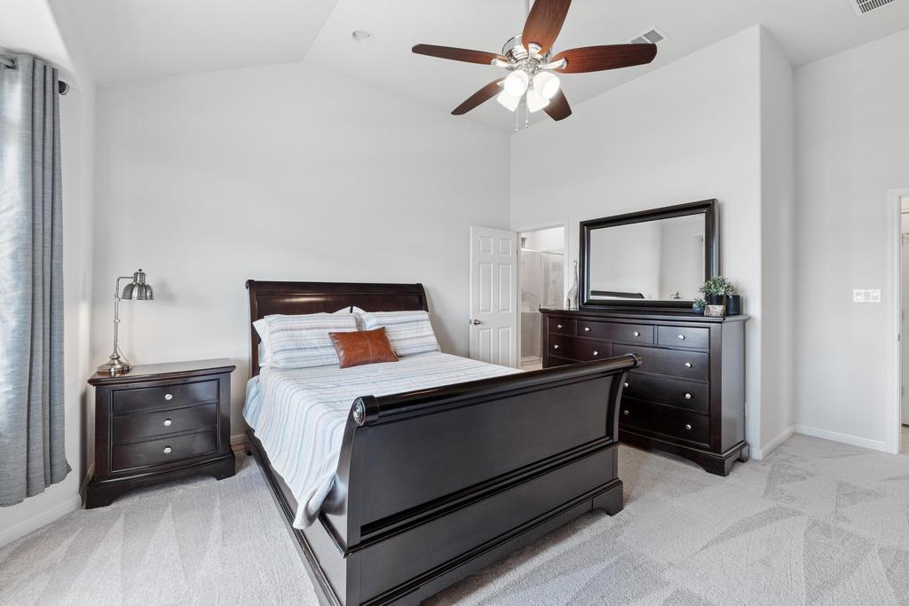 2204 Granite Hill Dr, Leander, TX 78641