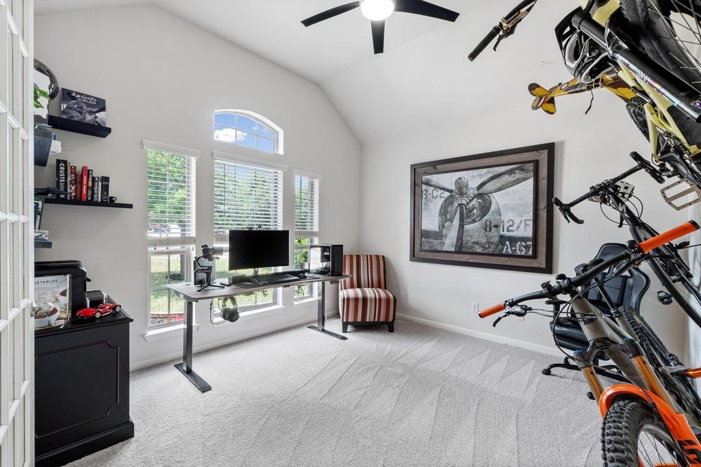 2204 Granite Hill Dr, Leander, TX 78641