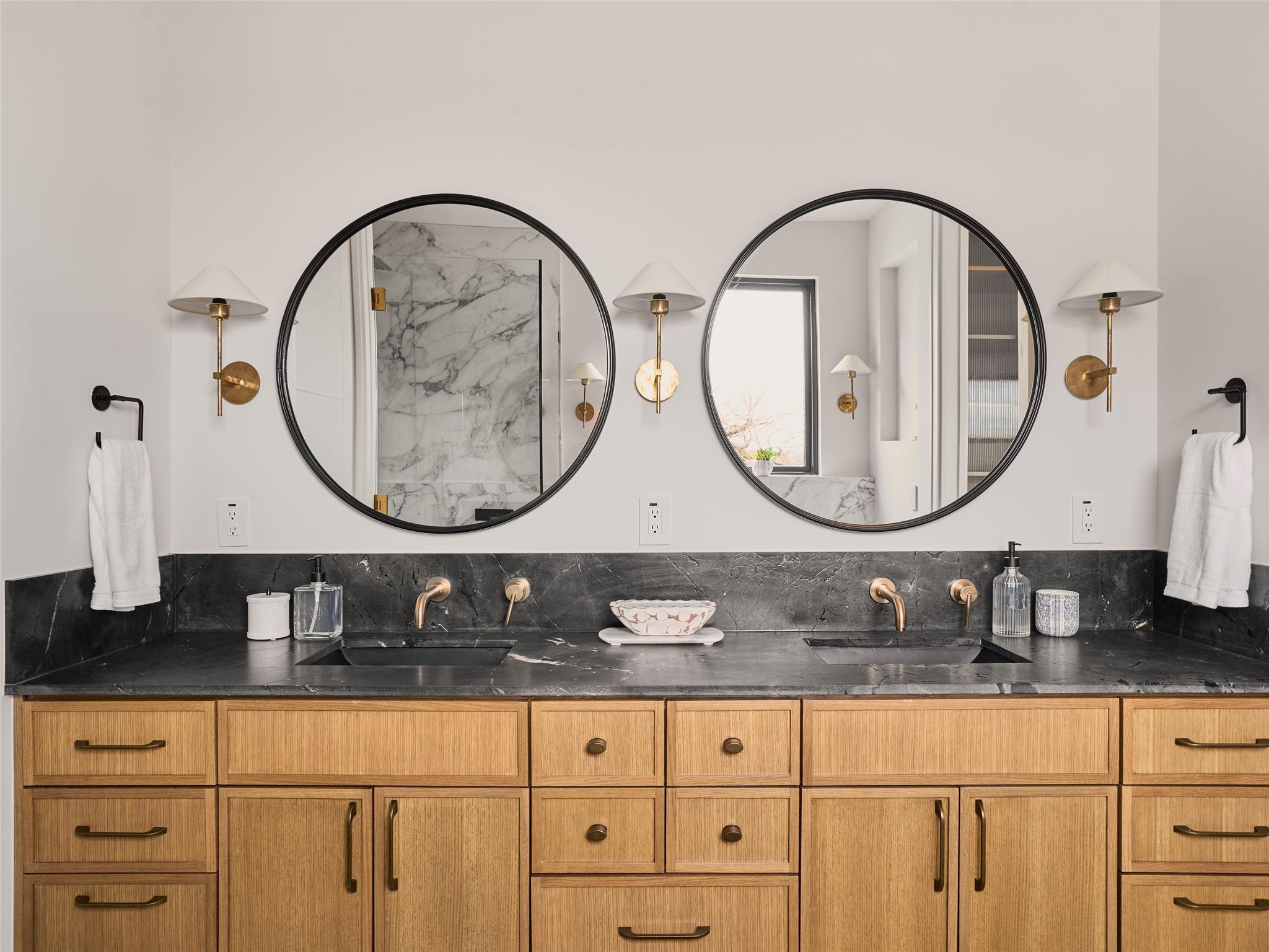 1604 Taylor Gaines St, Austin, TX 78741