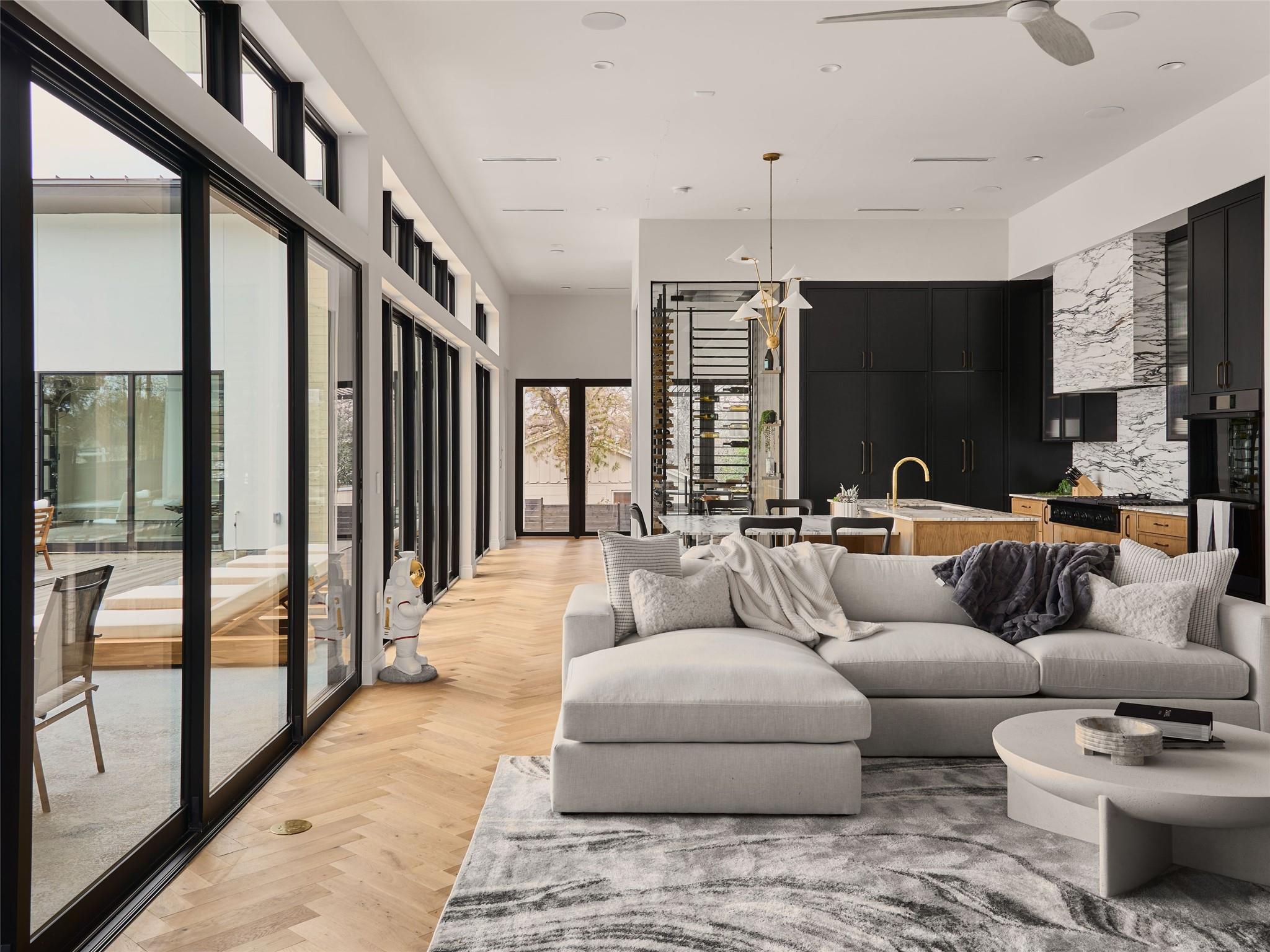 1604 Taylor Gaines St, Austin, TX 78741